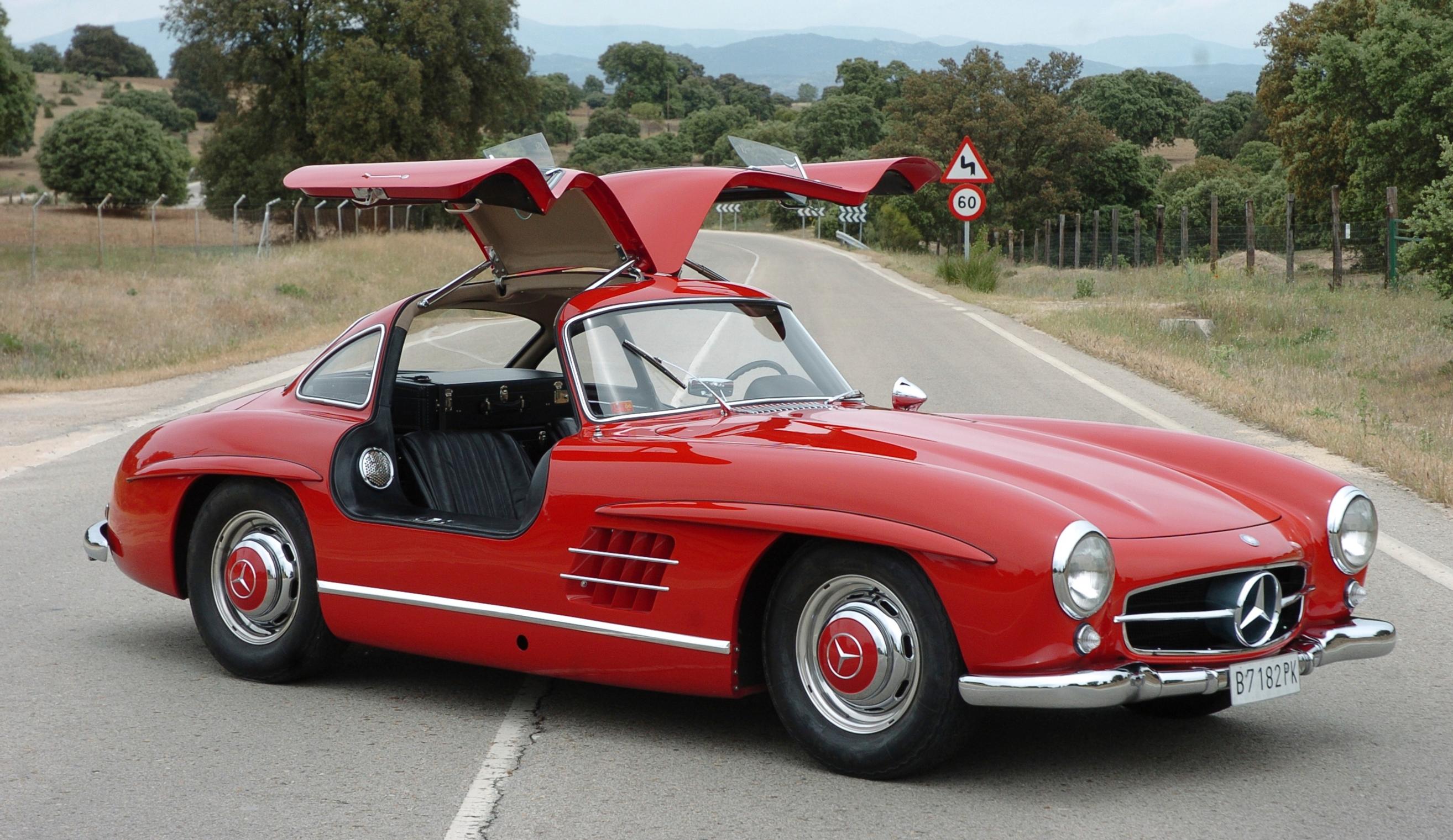 Unelmien kesäauto Mercedes-Benz 300 SL