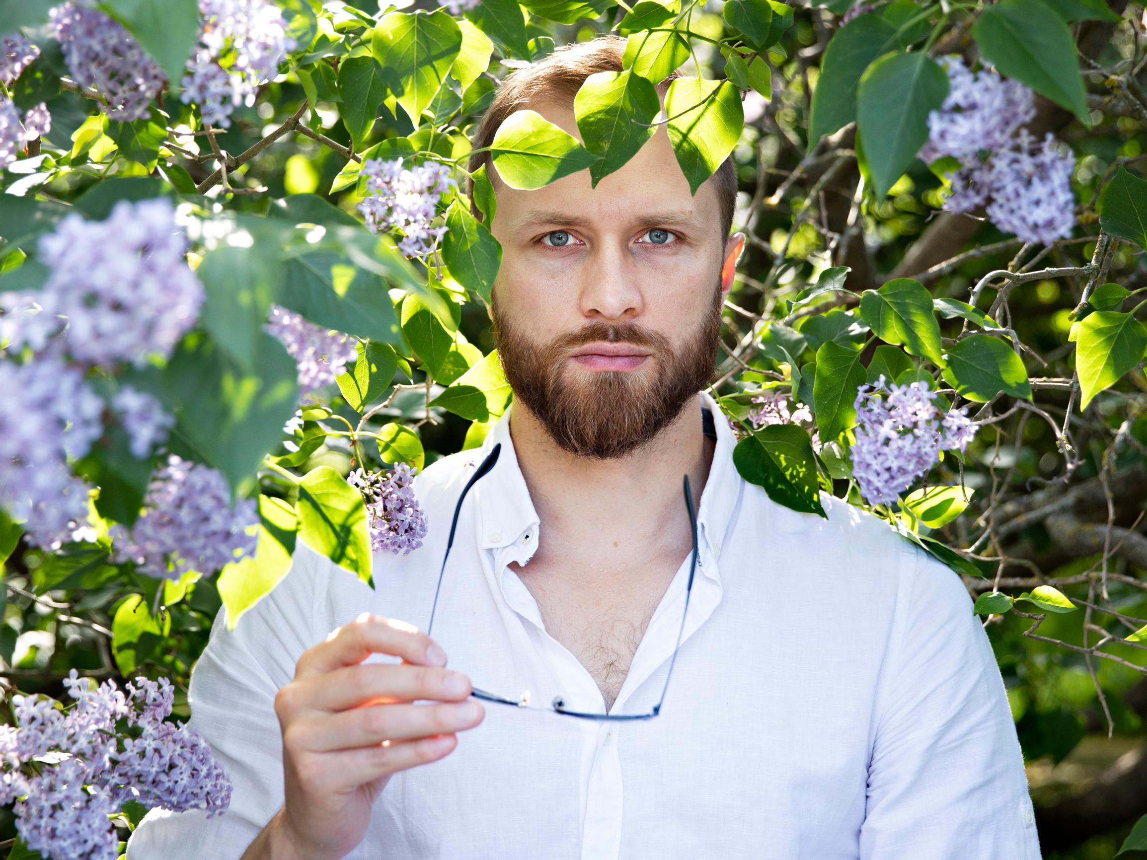 Näyttelijä Eino Heiskanen halusi lapsena poliisiksi