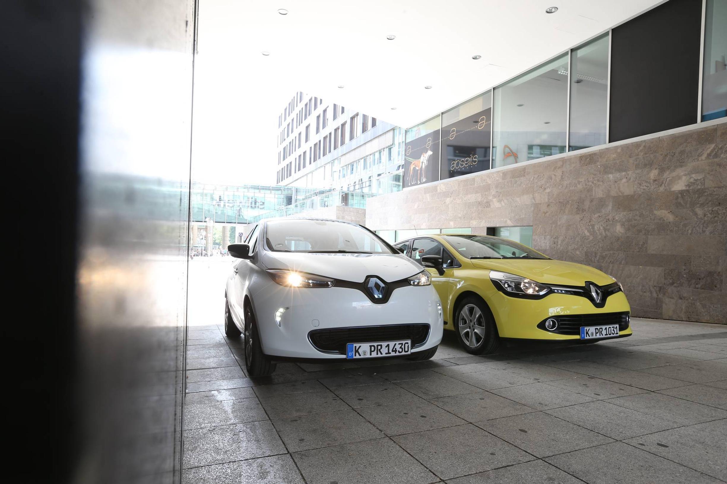 Clio sai sähköhaastajan – Vertailussa: Renault Clio TCe 90 ja Zoe