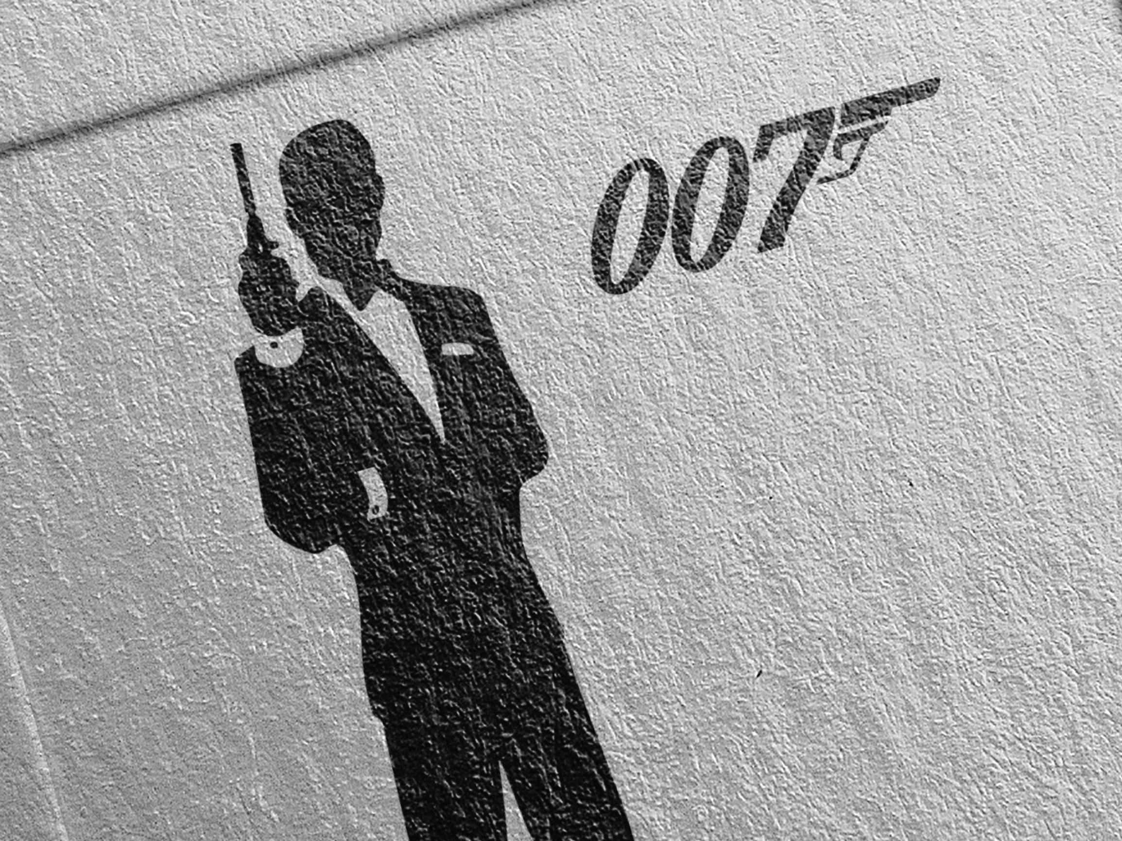 Kuka James Bondia näytellyt herra on syntynyt Irlannissa? Testaa tietosi