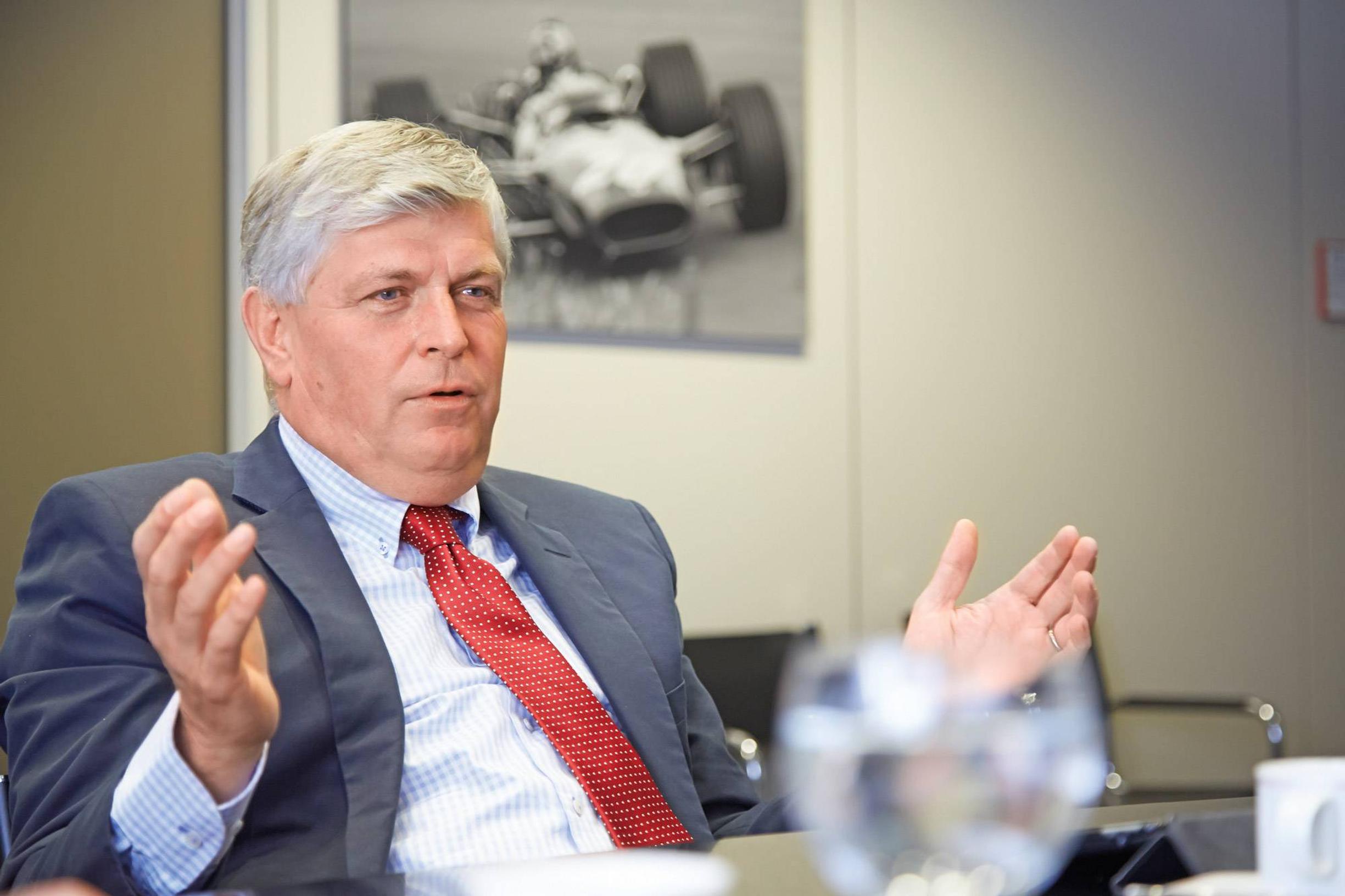 Erikoishaastattelussa Porsche-pomo Wolfgang Hatz: ”Porsche on ollut aina taloudellinen”