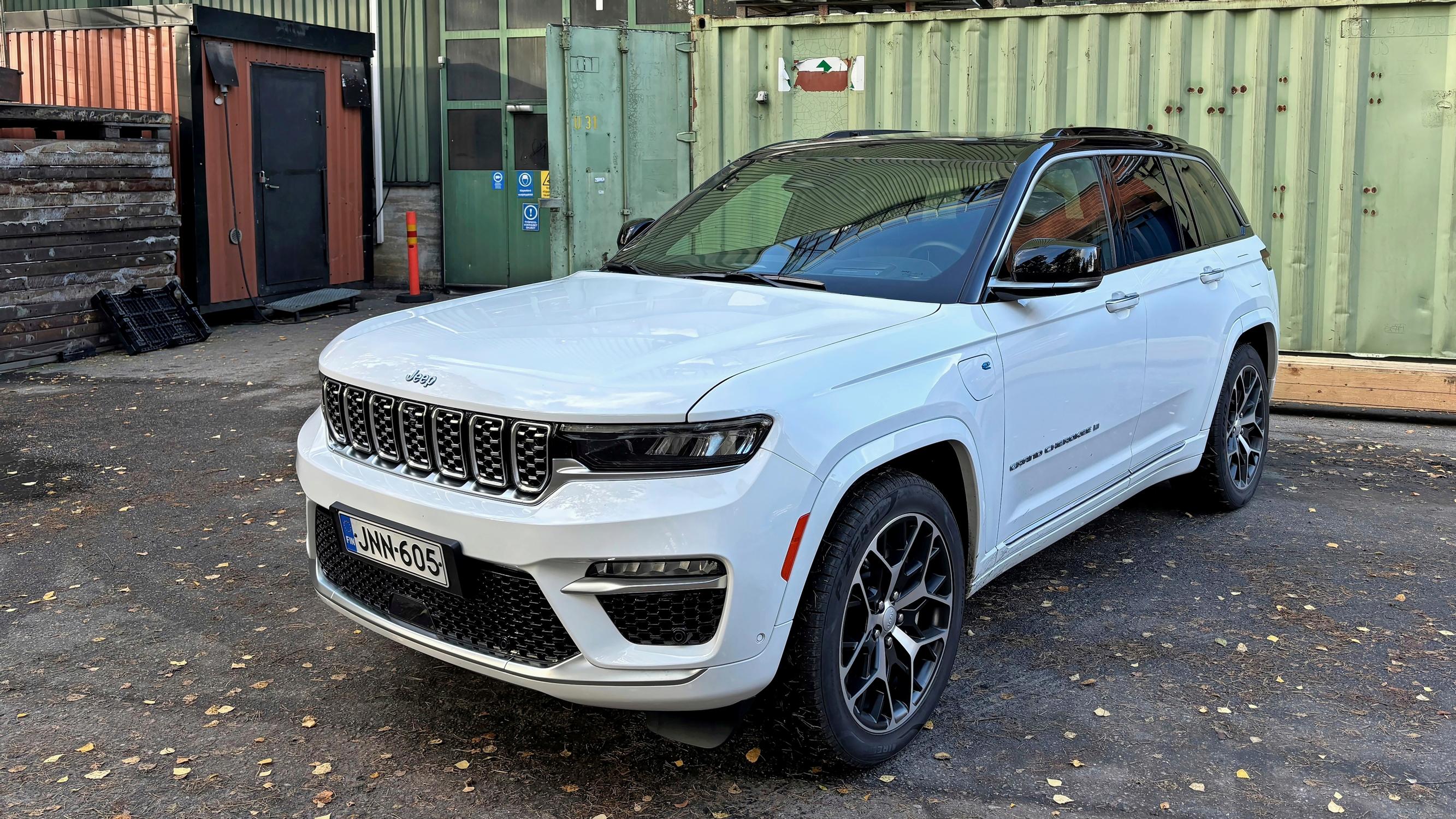 Jeep Grand Cherokee – Sadalla tonnilla saa hieman ronskimpaa Amerikan luksusta