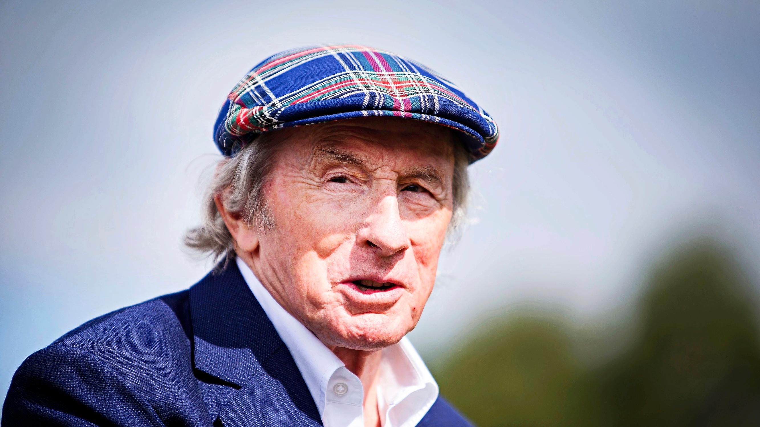 Sir Jackie Stewart oli Formuloiden turvallisuuden uranuurtaja: Olen nähnyt 57 ihmisen kuoleman 
