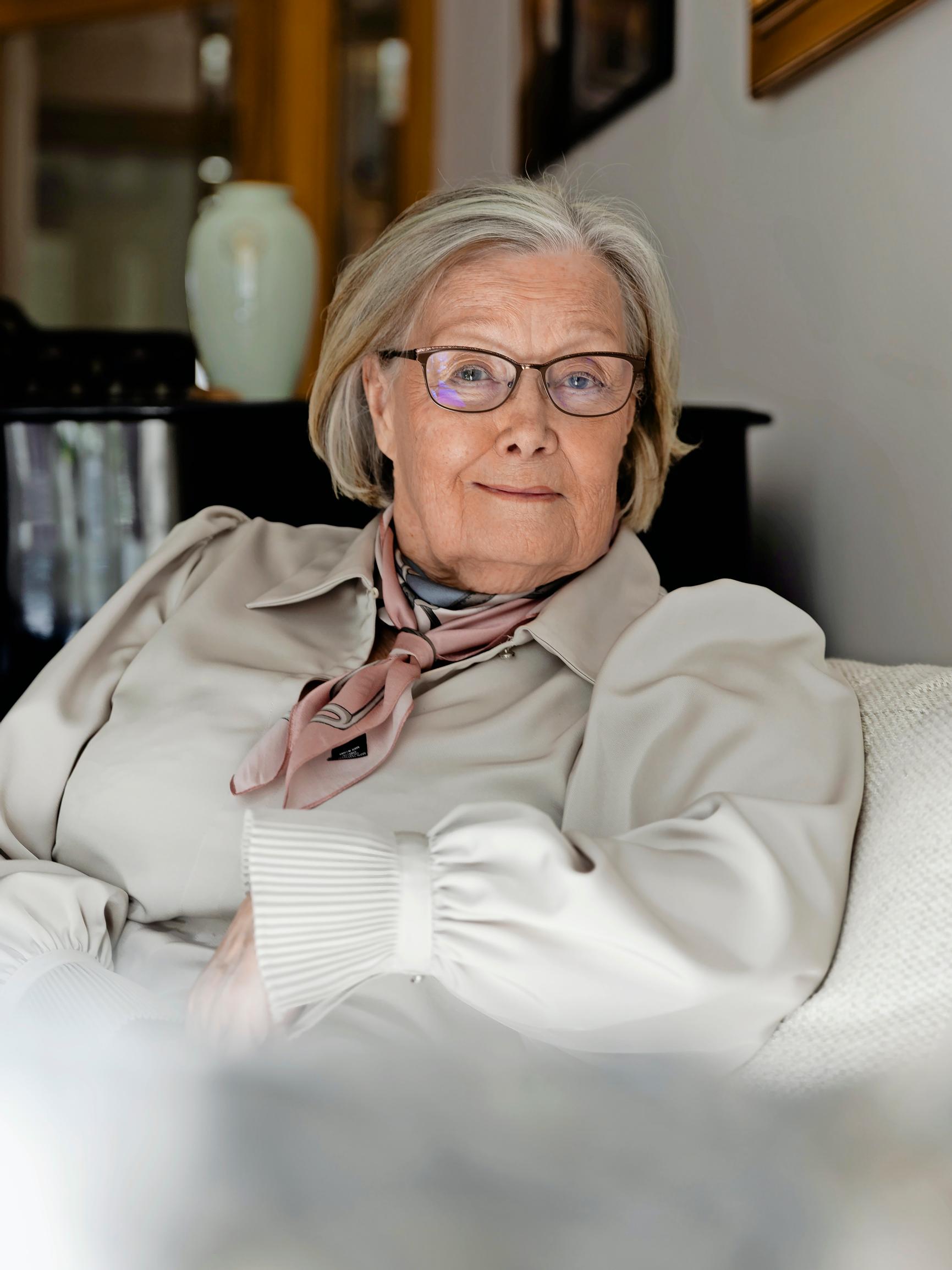 Eva-Riitta Siitonen pohtii muuttoa palvelutaloon: ”Minulla on nyt pieni elämä ja rakastan sitä”