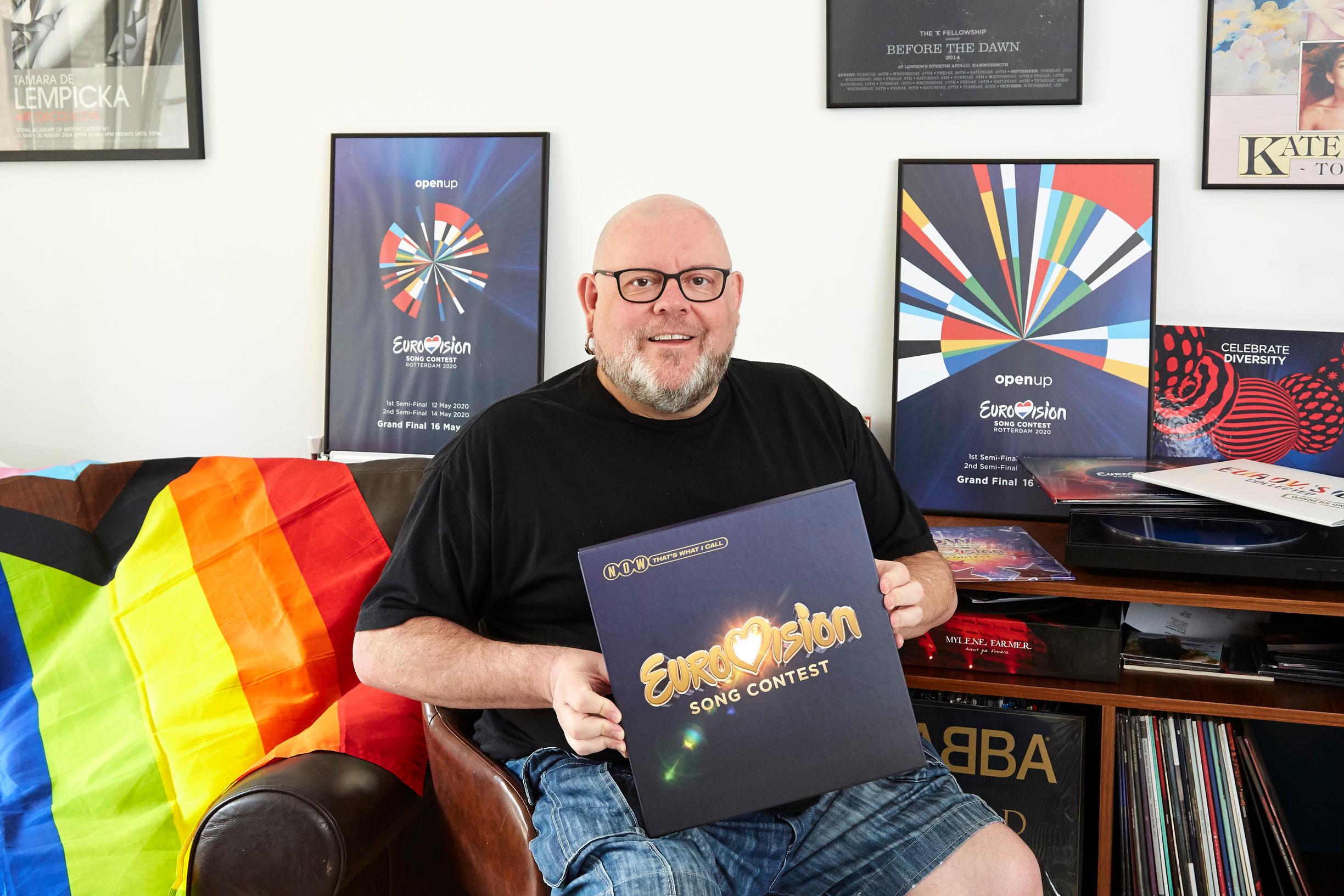 Käärijän voitto mahdollinen, uskoo brittiläinen euroviisutuntija Monty Moncrieff, joka innostui Euroviisuista osin siksi, että kilpailussa oli mahdollista kuulla vieraita kieliä.
