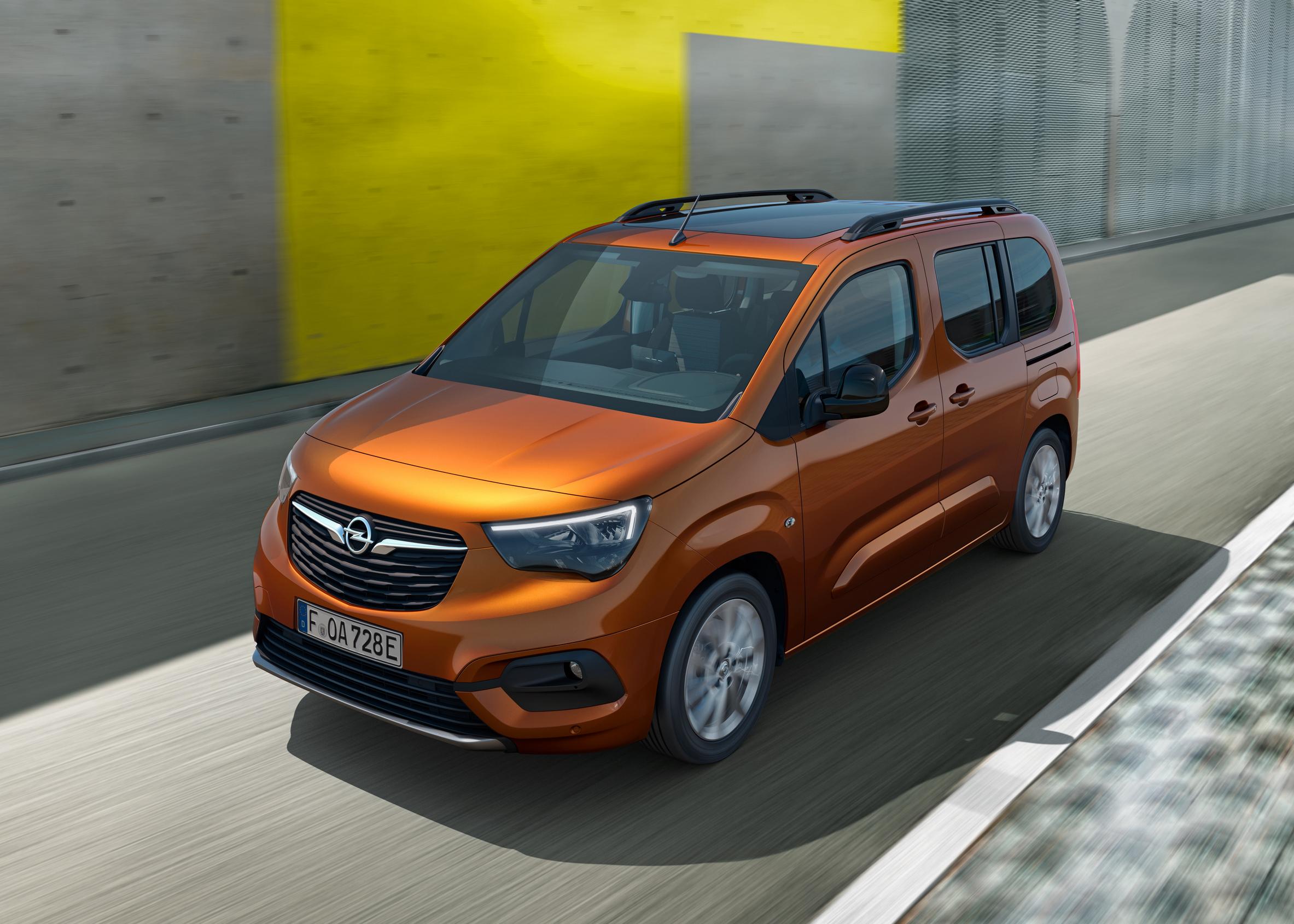 Tämän verran maksaa jopa 7-paikkainen täyssähköinen Opel Combo-e Life