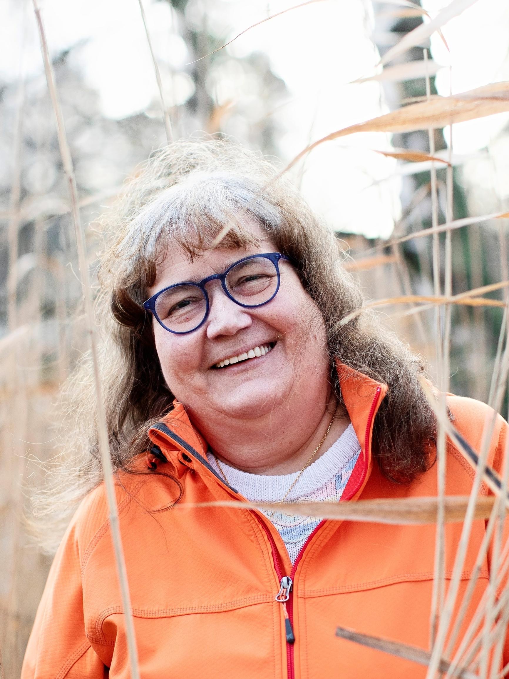 Kun Marita menetti työkykynsä, vapaaehtoistyö toi ilon elämään: ”Ilman yhdistystoimintaa luultavasti masentuisin enkä jaksaisi nousta aamulla sängystä sairauksieni kanssa”