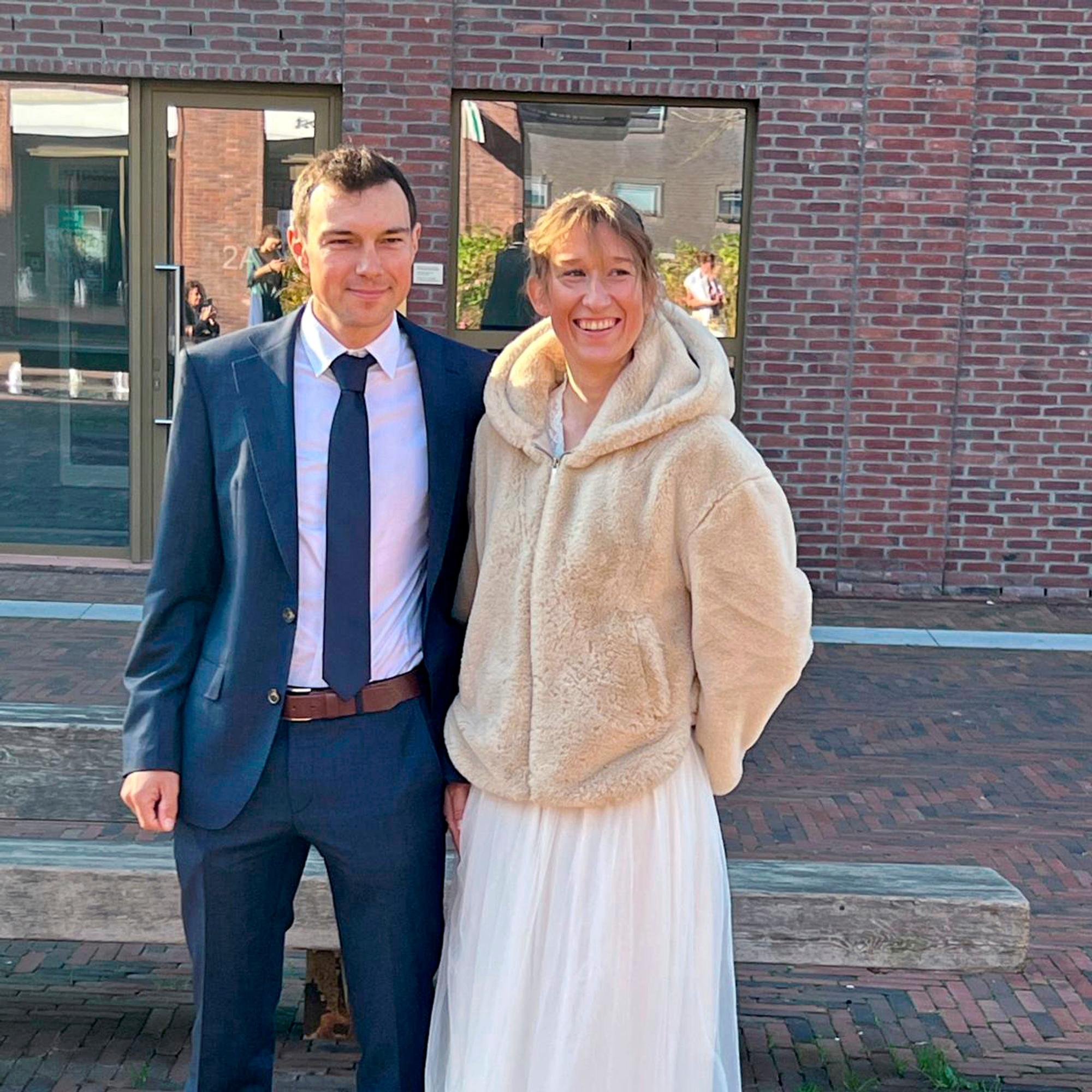 Laura Vainionpää muutti pyöräilyn perässä Kauhajoelta Belgiaan – Nyt hän jakaa pikkukaupungissa postia ja harmittelee belgialaisten äitiysvapaiden lyhyyttä