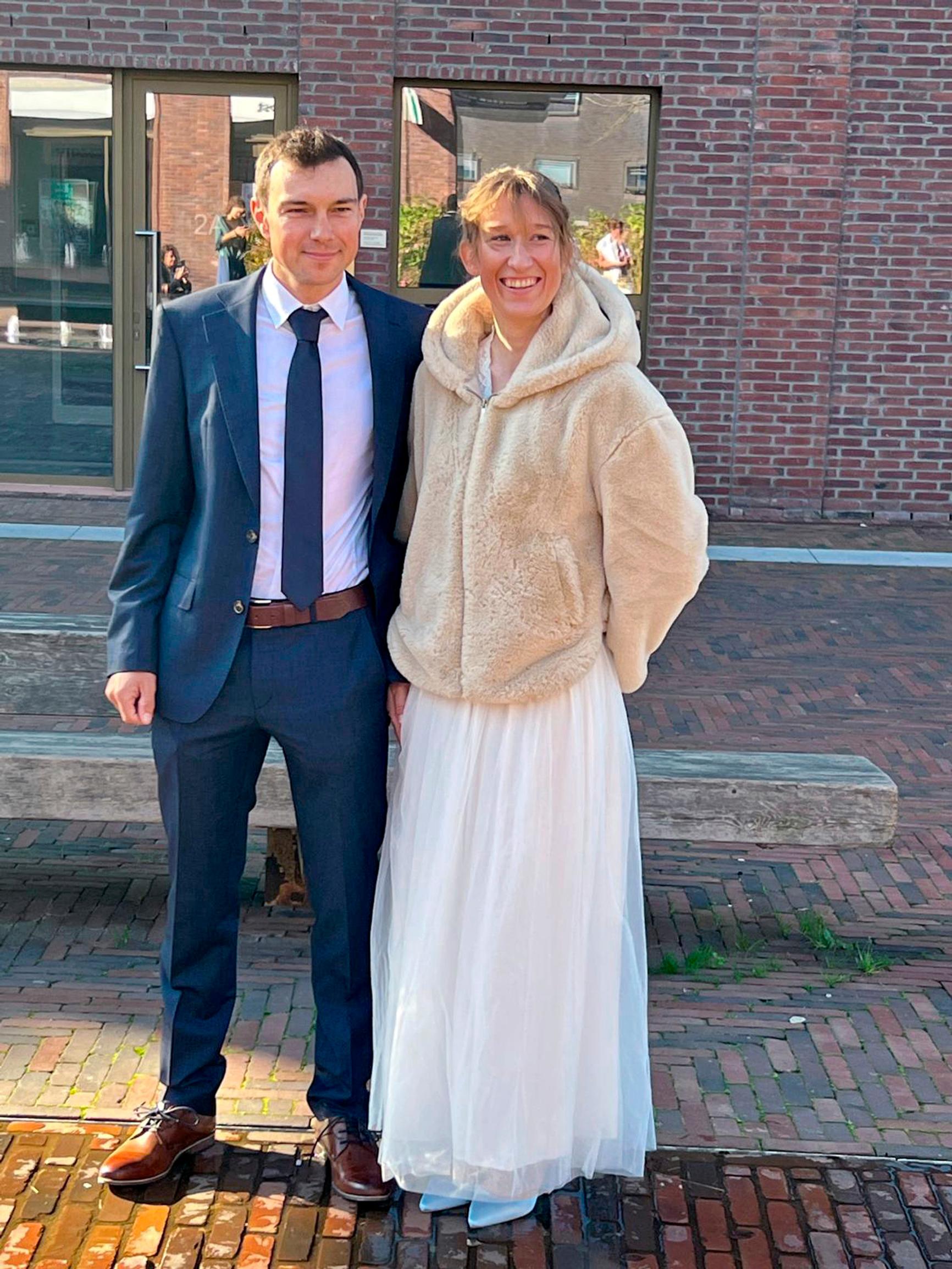 Laura Vainionpää muutti pyöräilyn perässä Kauhajoelta Belgiaan – Nyt hän jakaa pikkukaupungissa postia ja harmittelee belgialaisten äitiysvapaiden lyhyyttä