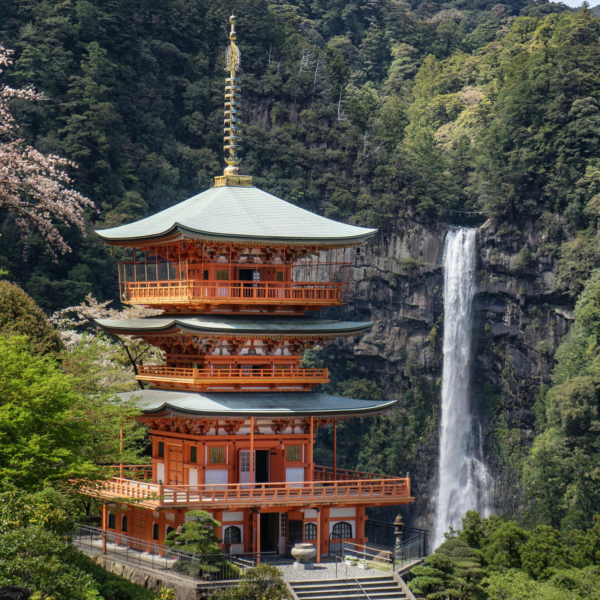 Löydä Japanin hieno patikointireitti