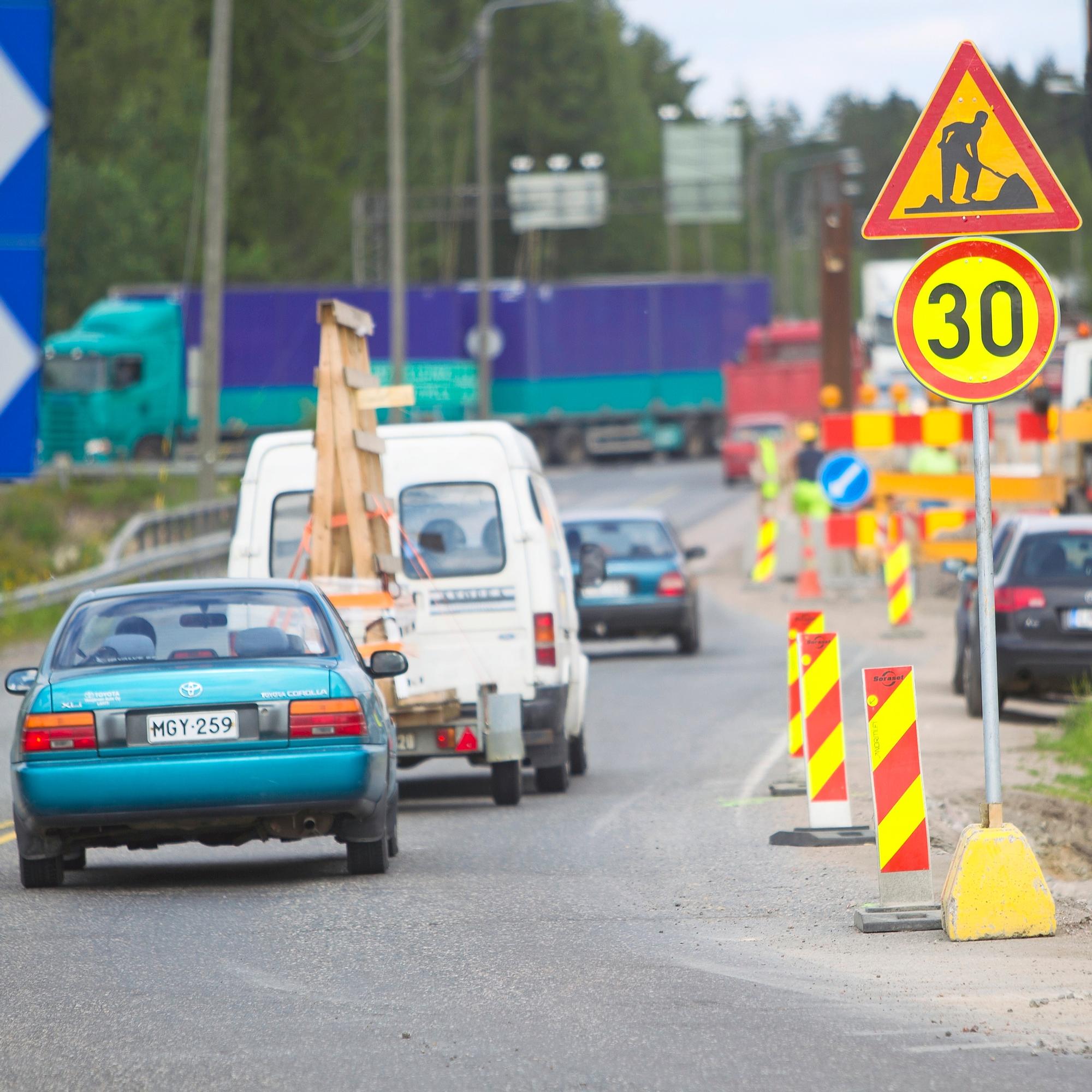 Teitä päällystetään tuplasti viime vuotta enemmän: verkkopalvelu kertoo tietyötilanteen