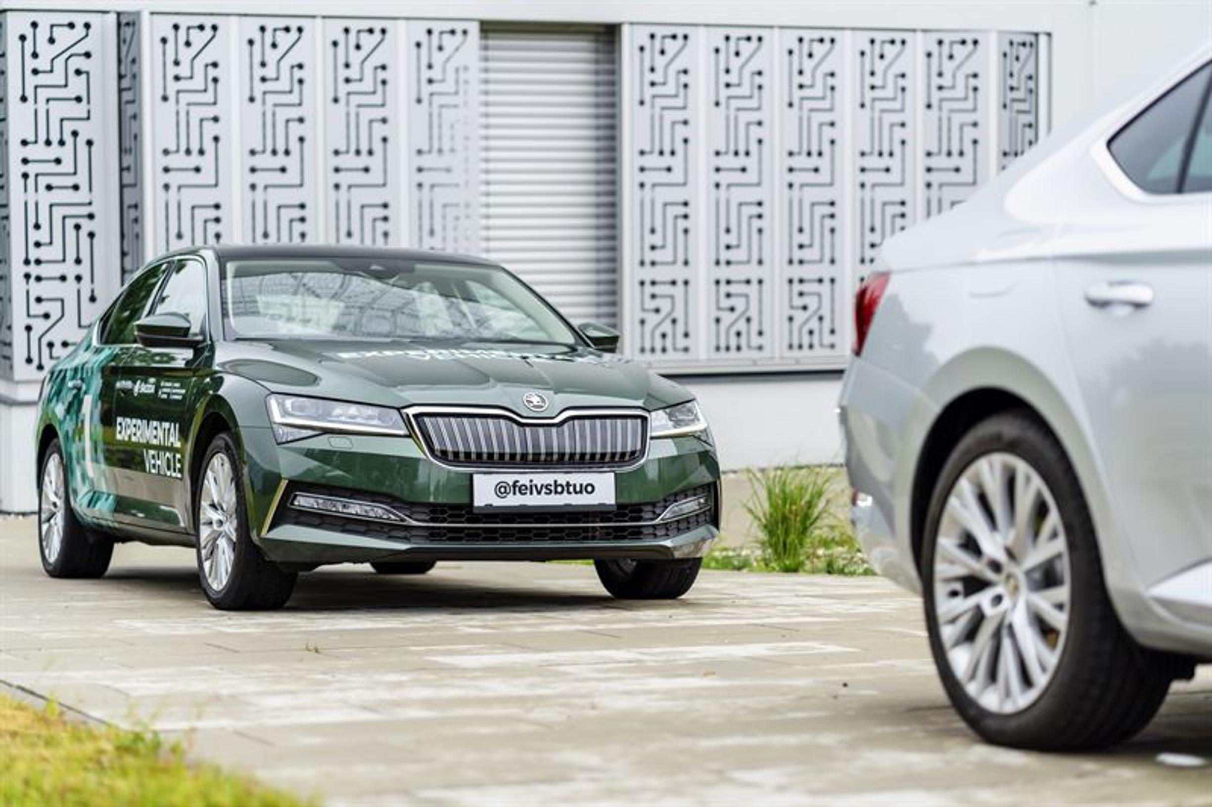 Skoda kehittää toista autoa itsekseen seuraavaa autoa
