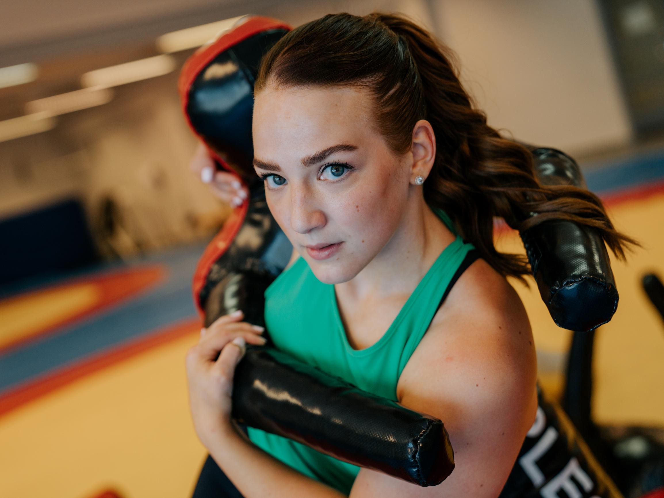 Painoluokkaurheilun kääntöpuoli – Syömishäiriöstä kärsineelle Saga Yli-Hannukselalle yllätyspunnitukset aiheuttivat suurta ahdistusta