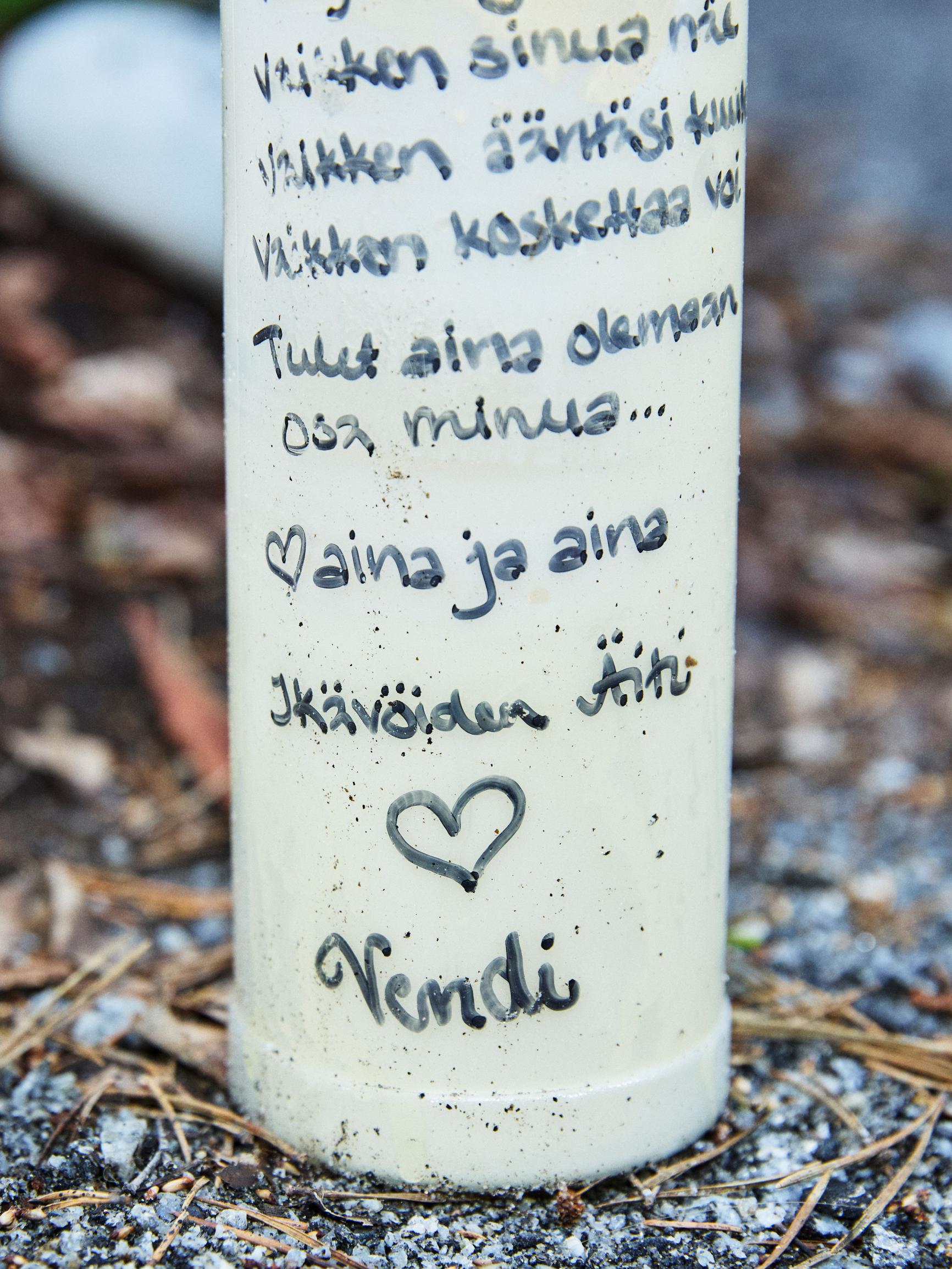 Vuosi Vendin, 15, surman jälkeen täti Saara Salminen suree, vihaa eikä kykene työhön – Omaisten selviytyminen ei saisi olla hyväntekeväisyydestä kiinni, hän sanoo