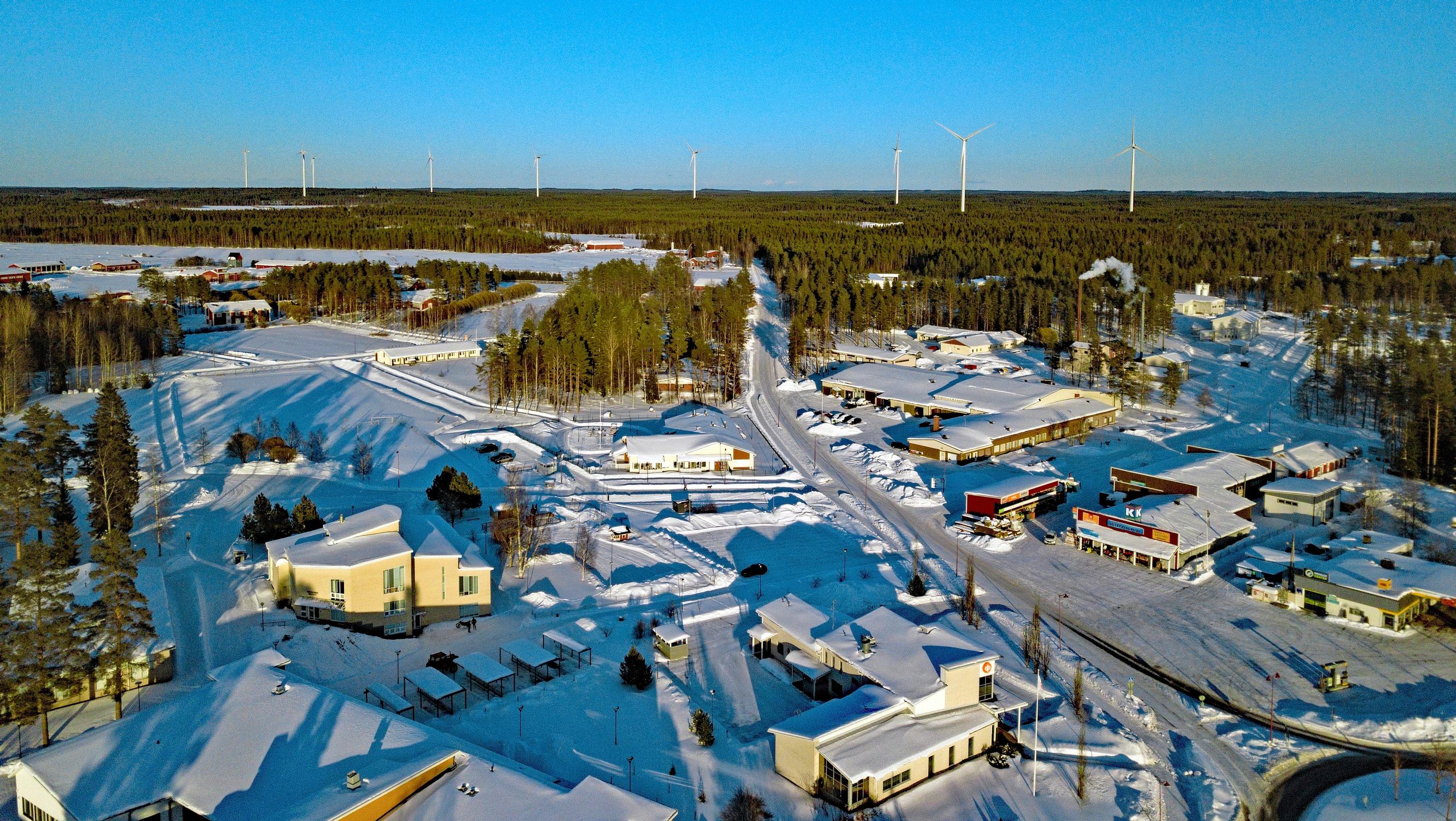 Perhon keskustaa. Väkiluku on laskenut pitkään ja käänne olisi tarpeen.