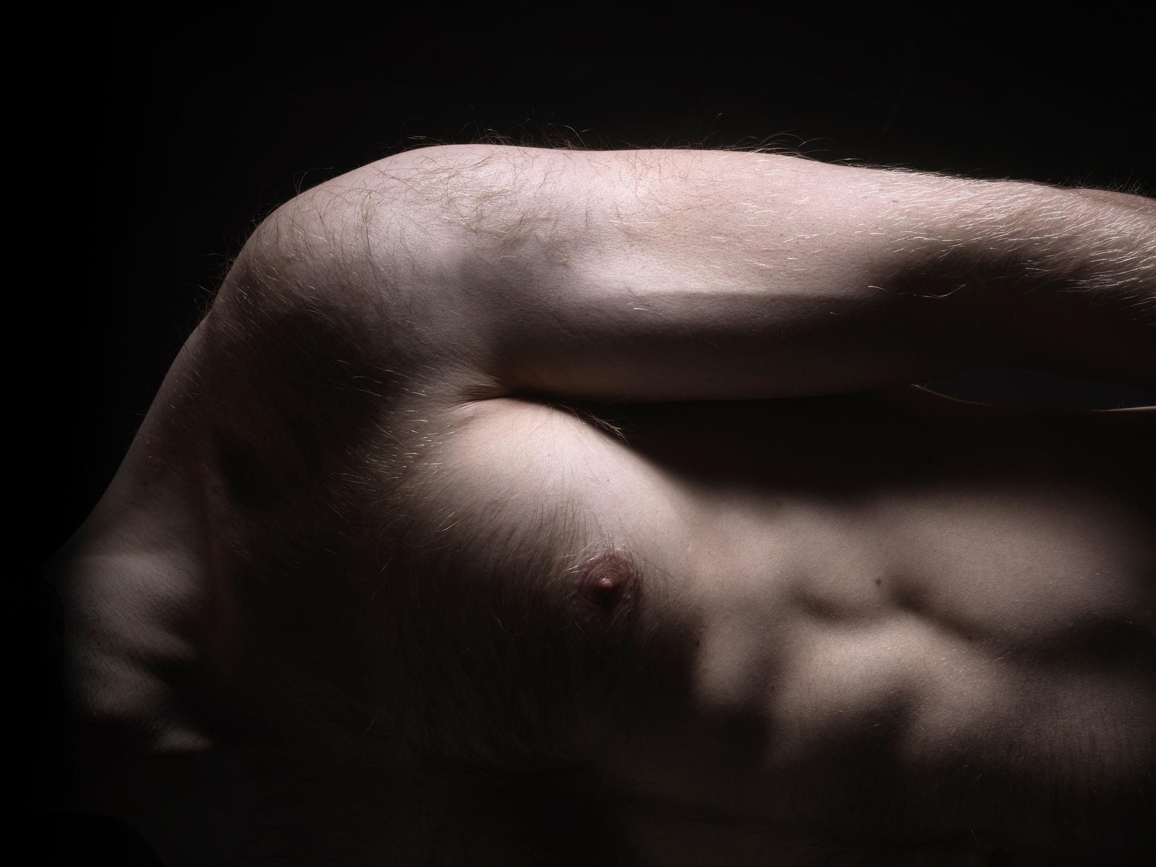 Juuso, 29, on tavallinen perheenisä, joka piikittää kehoonsa hormoneja näyttääkseen hyvältä