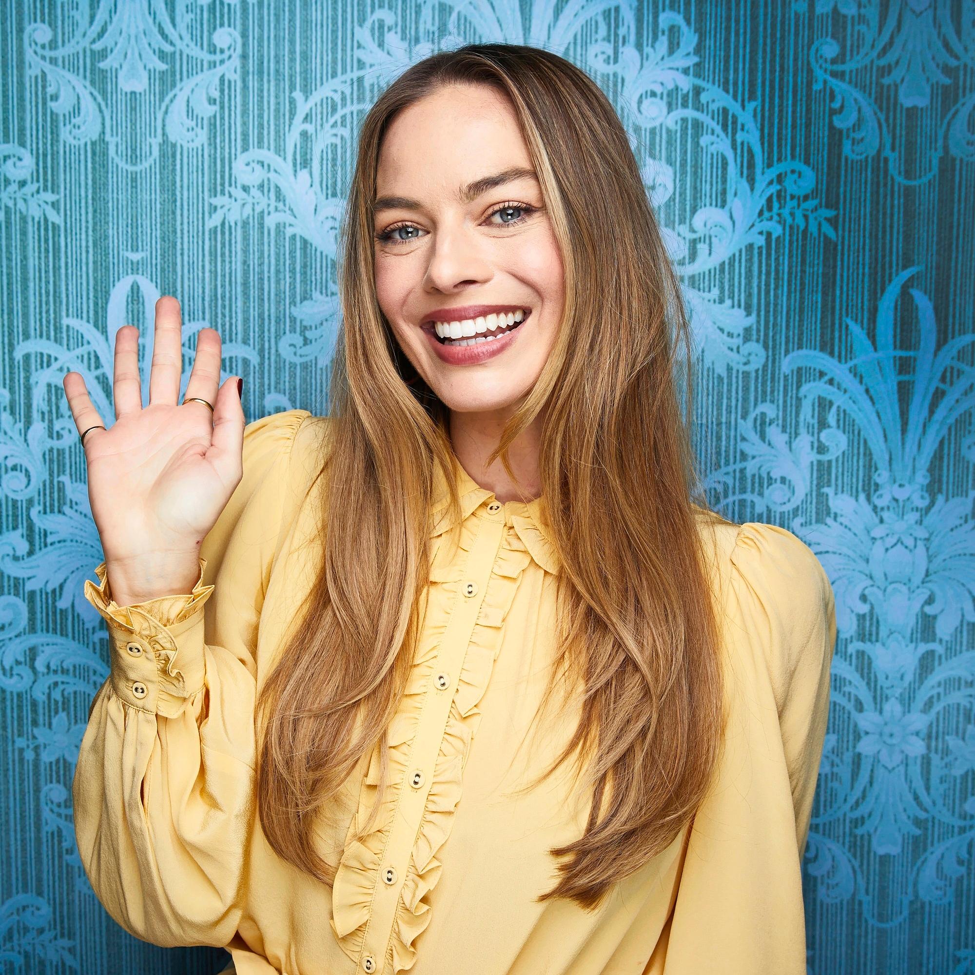 Tiesitkö, että Barbie diggaa metallimusaa? – Margot Robbie teki nukesta feministisen leffatähden, mutta tiesitkö, että megatähti on myös metalli- ja lätkäfani?