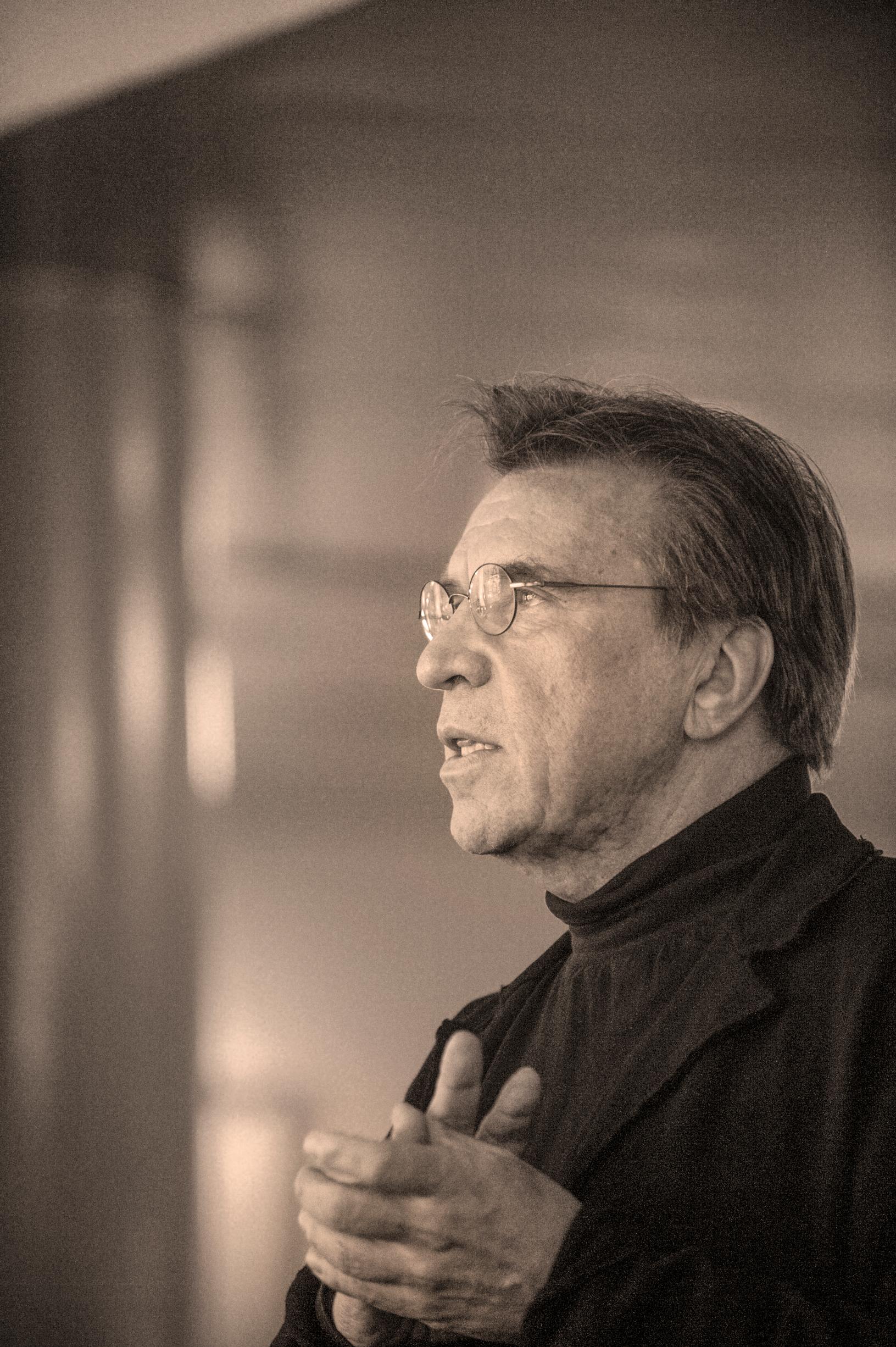 Harri Saksala: "Hädänalaisia on autettava ja rasismille sanottava ehdoton ei"