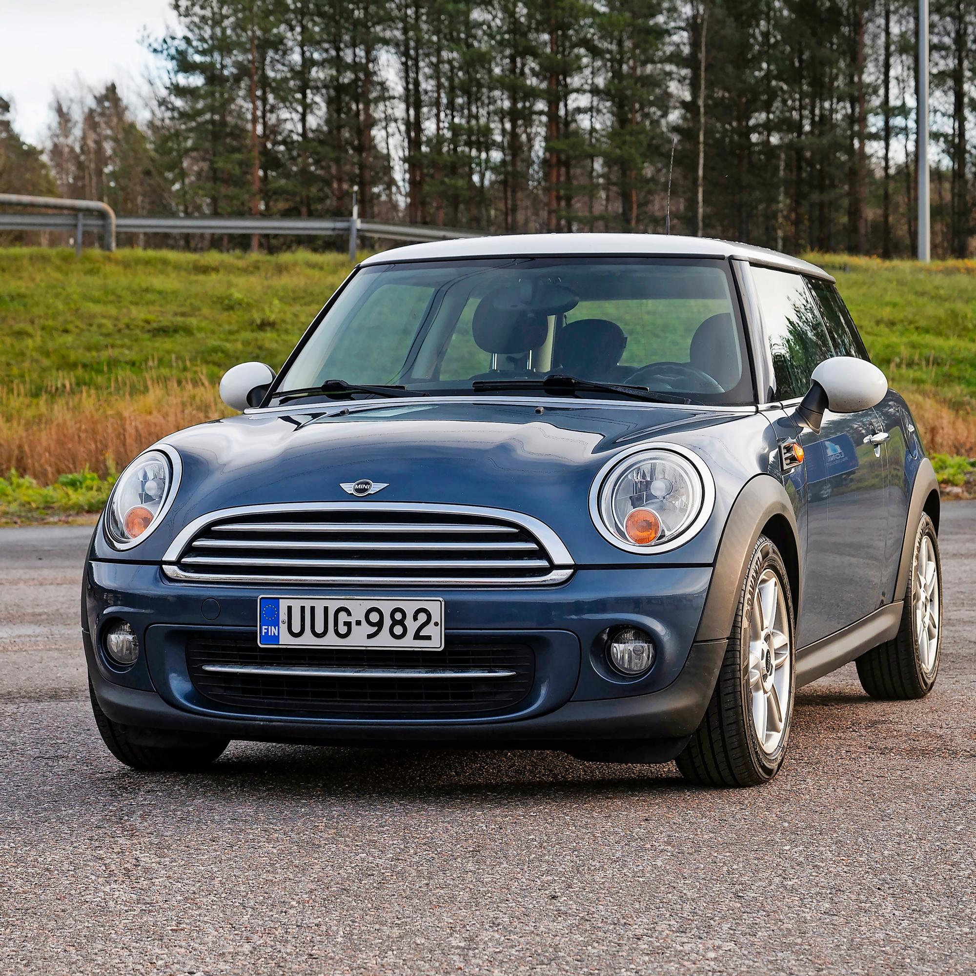 Mini Cooper vm. 2011 alle kymppitonnilla – Tämä versio onkin sitten jo ihan oikea sportti
