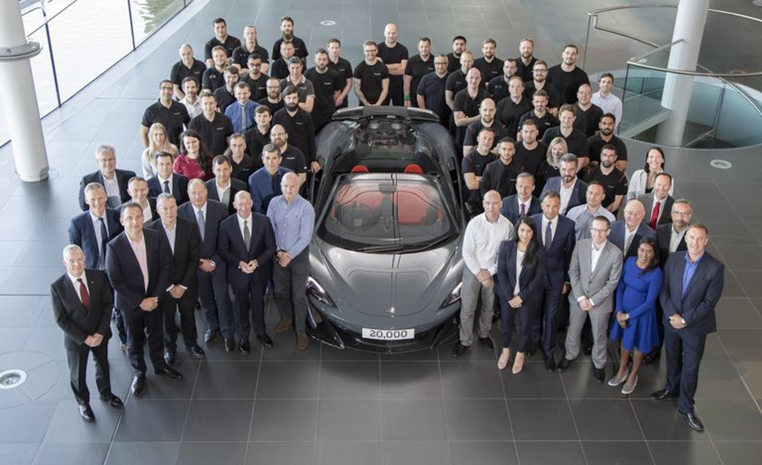 McLaren rakentanut jo 20 000 autoa: "Haluamme säilyttää eksklusiivisuuden"