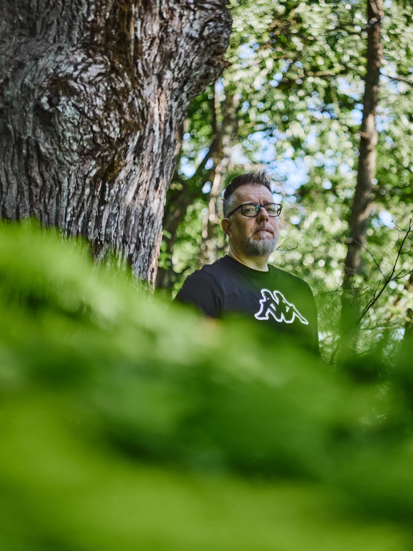 Rankka lapsuus ajoi Tino Lintusen aikuisena häpeän ja masennuksen kierteeseen – Sitten hän aloitti SSRI-lääkityksen