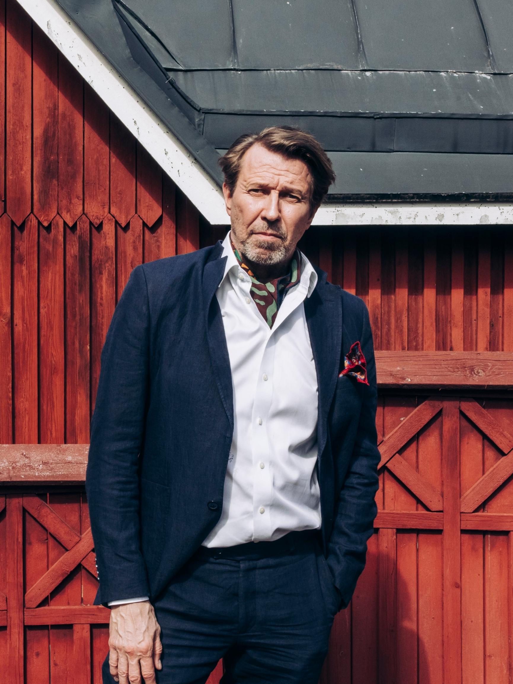 Martti Suosalo täyttää 60 vuotta: ”Olen hyvä isä, mutta myös mököttävä marttyyri”