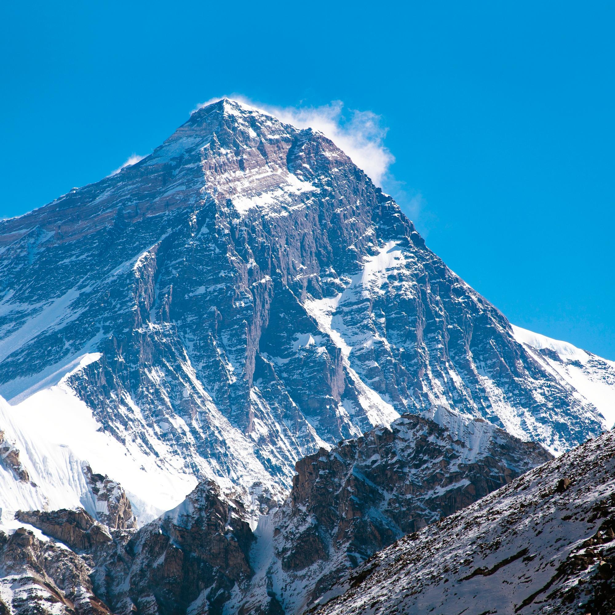 Mount Everest kasvoi korkeutta lähes metrin – Taustalla kiemurainen yhteistyö Kiinan ja Nepalin välillä