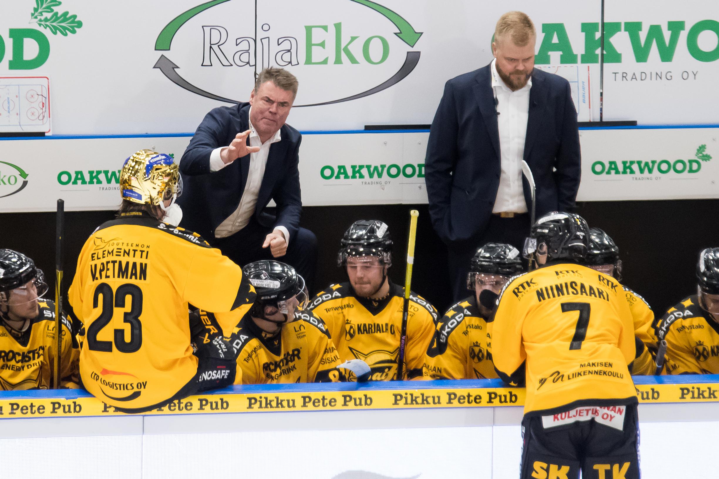 Liiga-kauden toivotuimmassa jatkosopimuksessa merkittävä ulottuvuus: "SaiPa ei ollut Raimo Helmiselle vain astinlauta johonkin suurempaan"