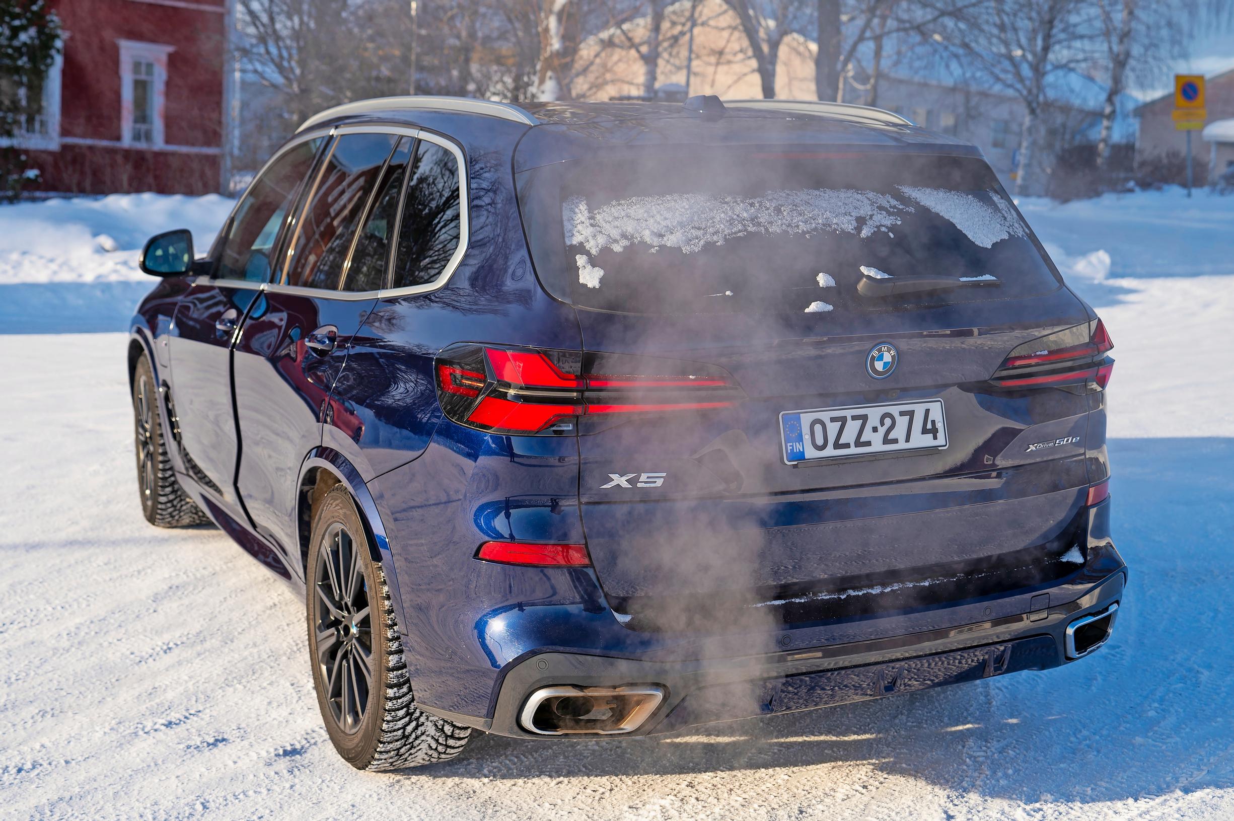 BMW X5 on harvinaista herkkua. 500 hevosta ja 700 Newtonia kertovat kaiken oleellisen