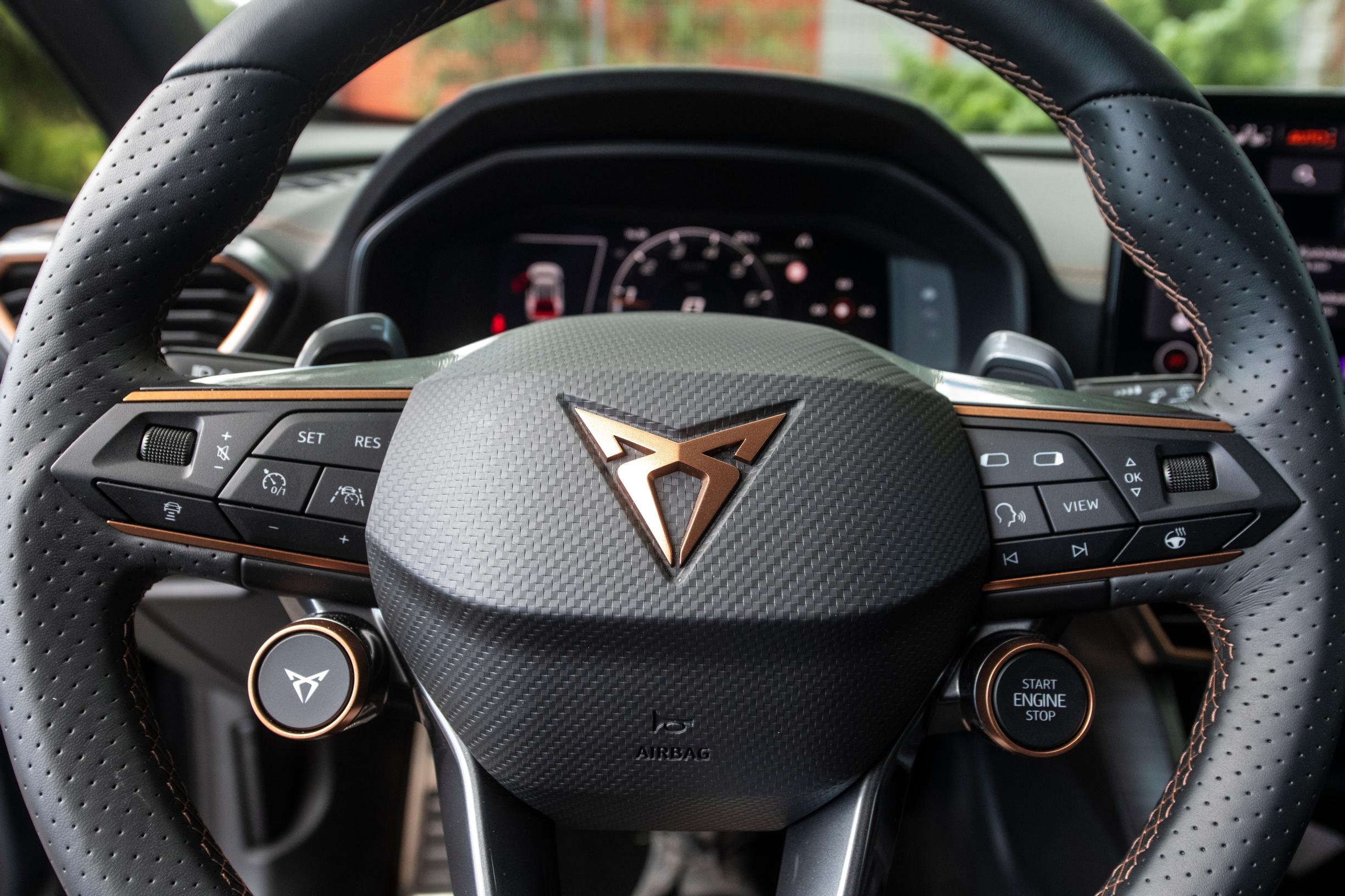 Cupra Formentor VZ5 ohjauspyörä