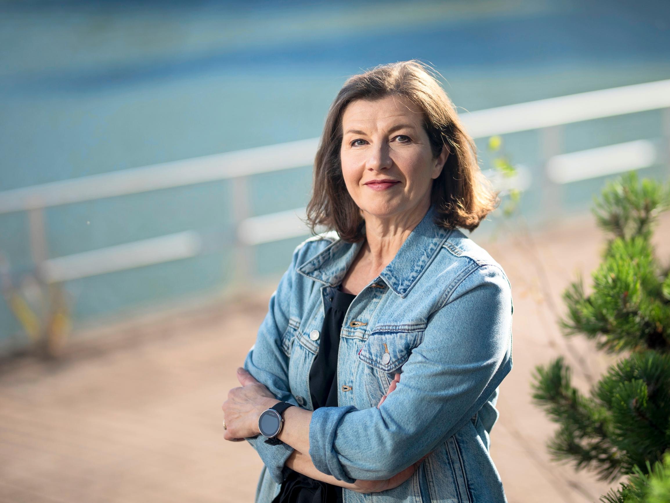 Kaija Kärkinen 60 vuotta: ”Viimeinkin uskon riittäväni minuna – Itsetunto ei ole vahvimpia puoliani, mutta Ile on uskonut minuun”