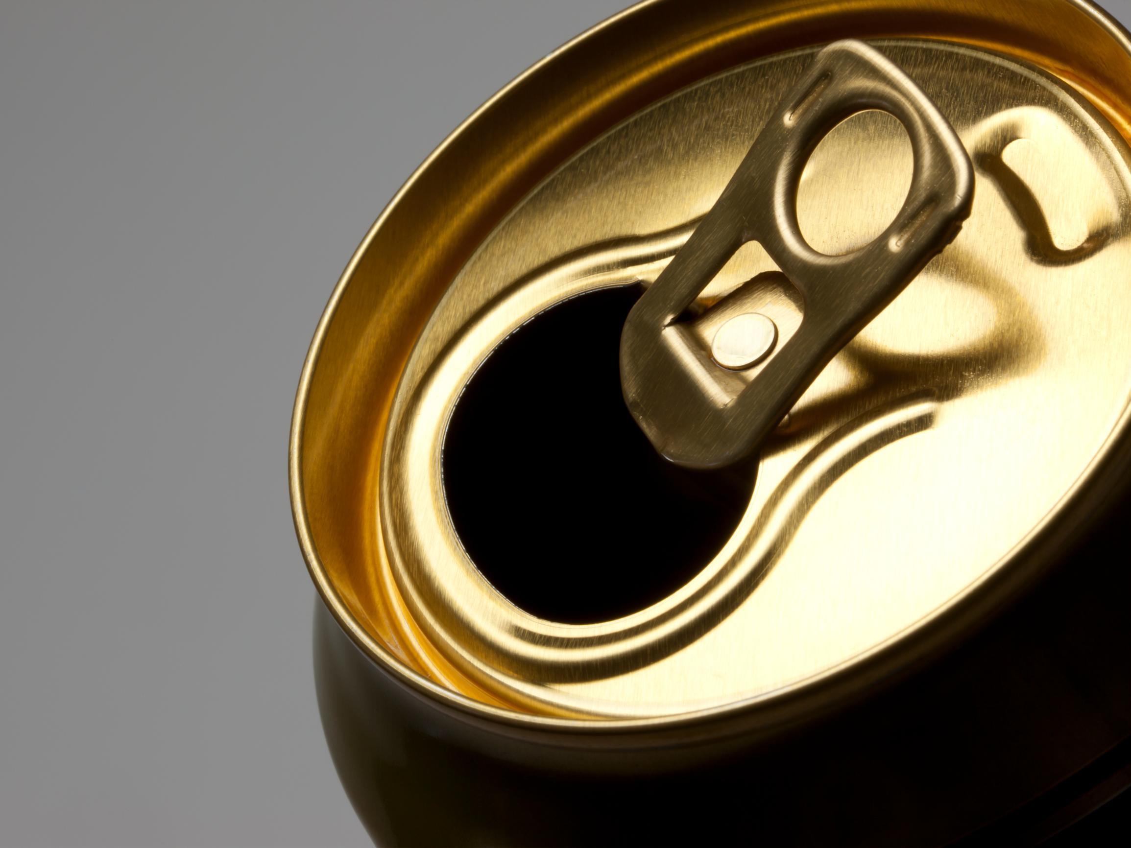 Piristävien juomien jälkeen seuraava trendi rauhoittavat juomat – CBD-kannabinoidia sisältävä juoma juuttui lainsäädäntöön