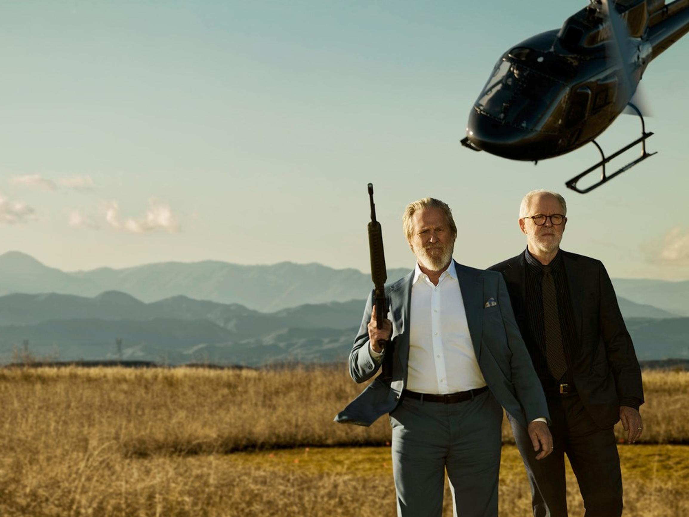 Jeff Bridges ja John Lithgow Afganistanissa – The Old Man tirisee äijä-actionia, vaikka ikämiesten taistelutaidot eivät vakuutakaan