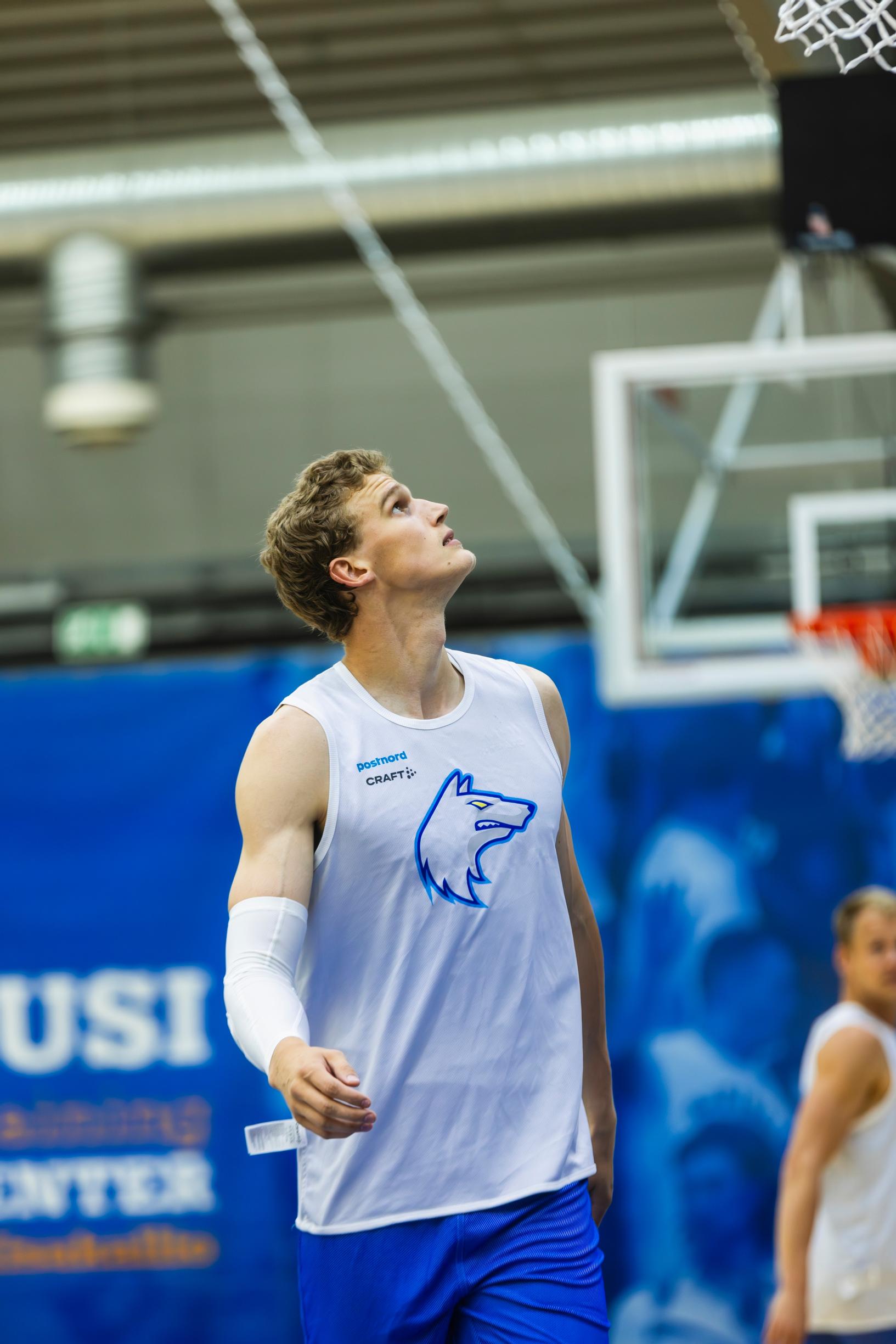 Lauri Markkanen kasvoi koripalloperheessä, mutta ei osannut vielä lapsena unelmoida NBA:sta.