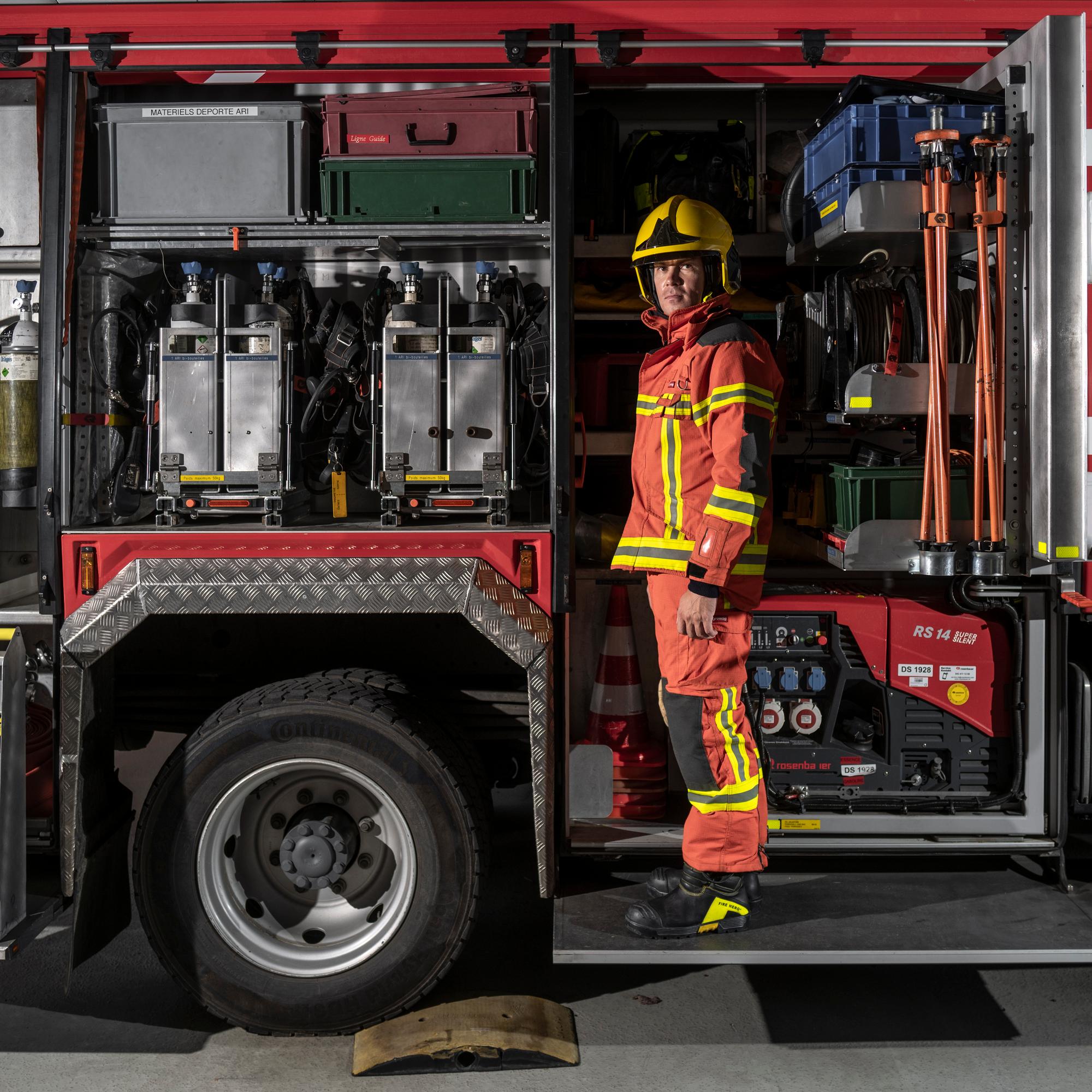 Mikko Löppönen lähti viideksi vuodeksi töihin maailmankuulun Cernin palokuntaan – Hallituksen toimet voivat jatkossa vaikeuttaa työelämän irtiottoja