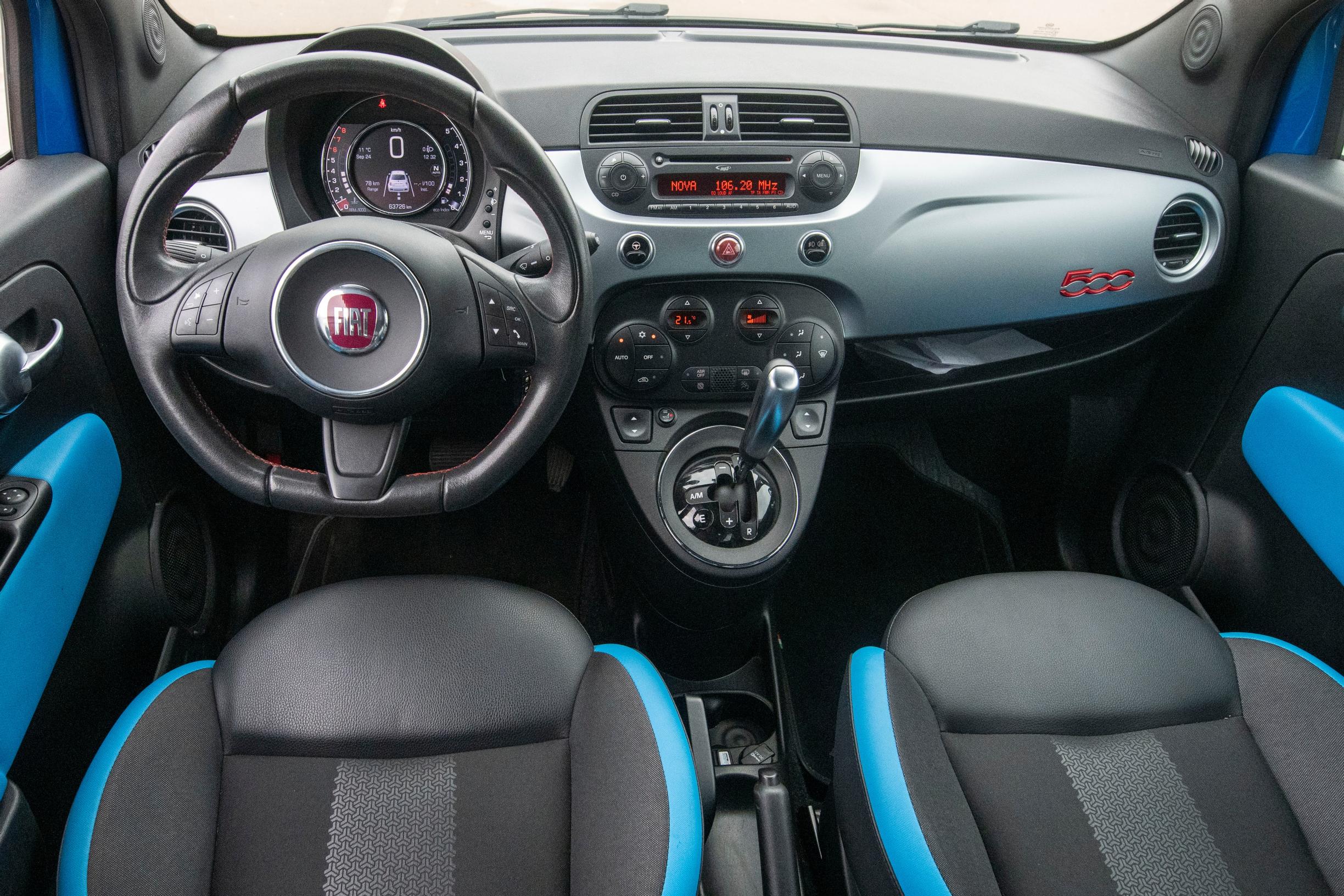 Fiat 500 vm. 2015 Sport 1.2 8V 69 hv Dualogic S&S ohjaamo