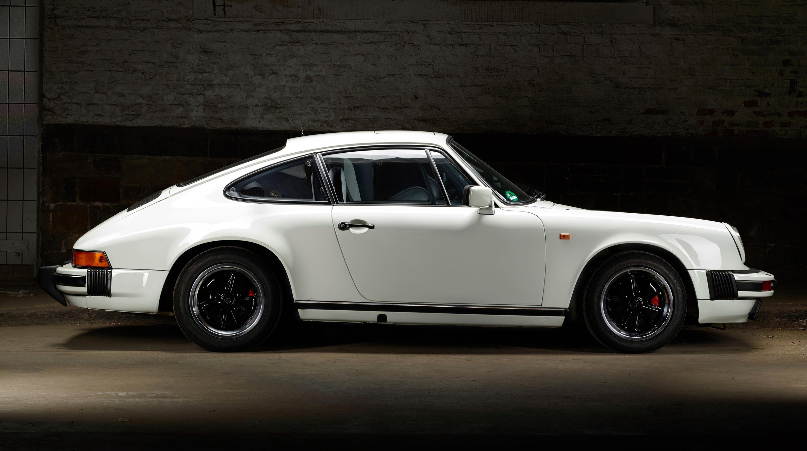Unelmien kesäauto Porsche 911