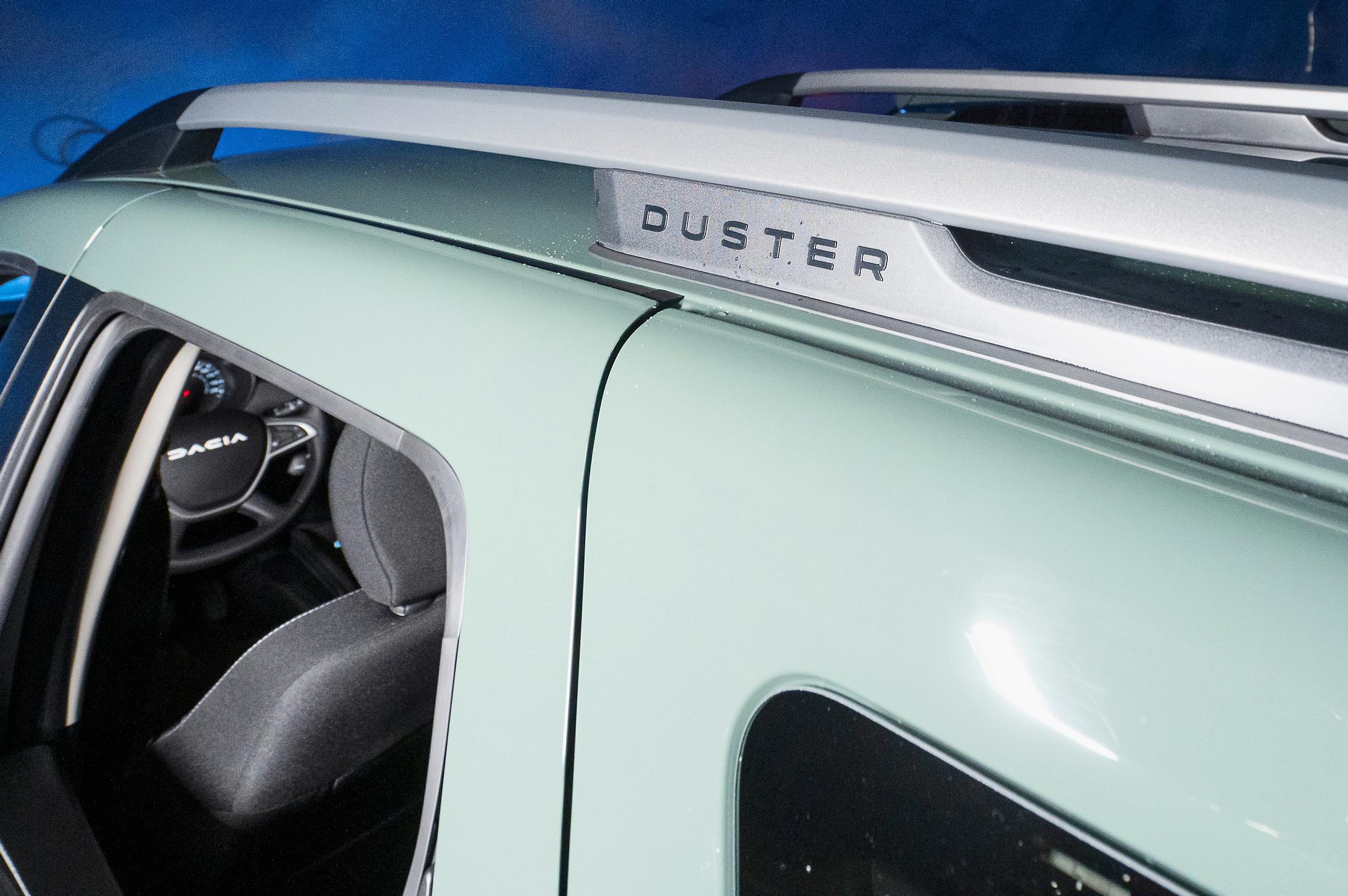 Dacia Duster katto