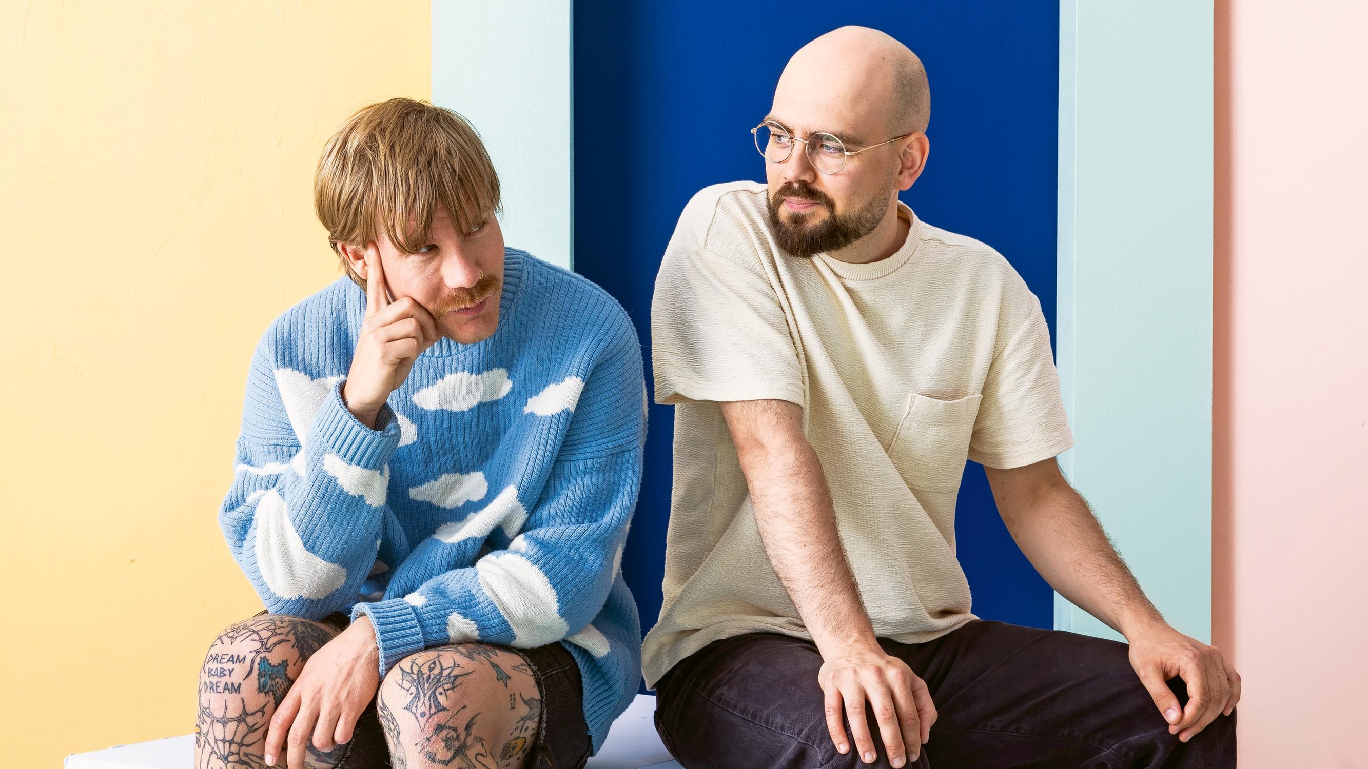 Erkka Mykkänen ihastuu jatkuvasti muttei kestä parisuhteita – Ville Verkkapuro janoaa vapautta mutta haluaa perheen – Mutta mitä he ajattelevat rakkaudesta?