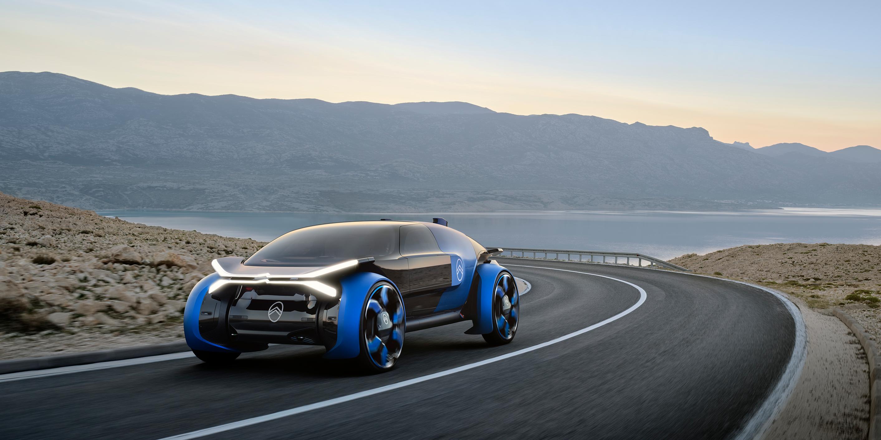 Katso erikoiset kuvat: Citroenilta futuristinen "ufomainen" konseptiauto