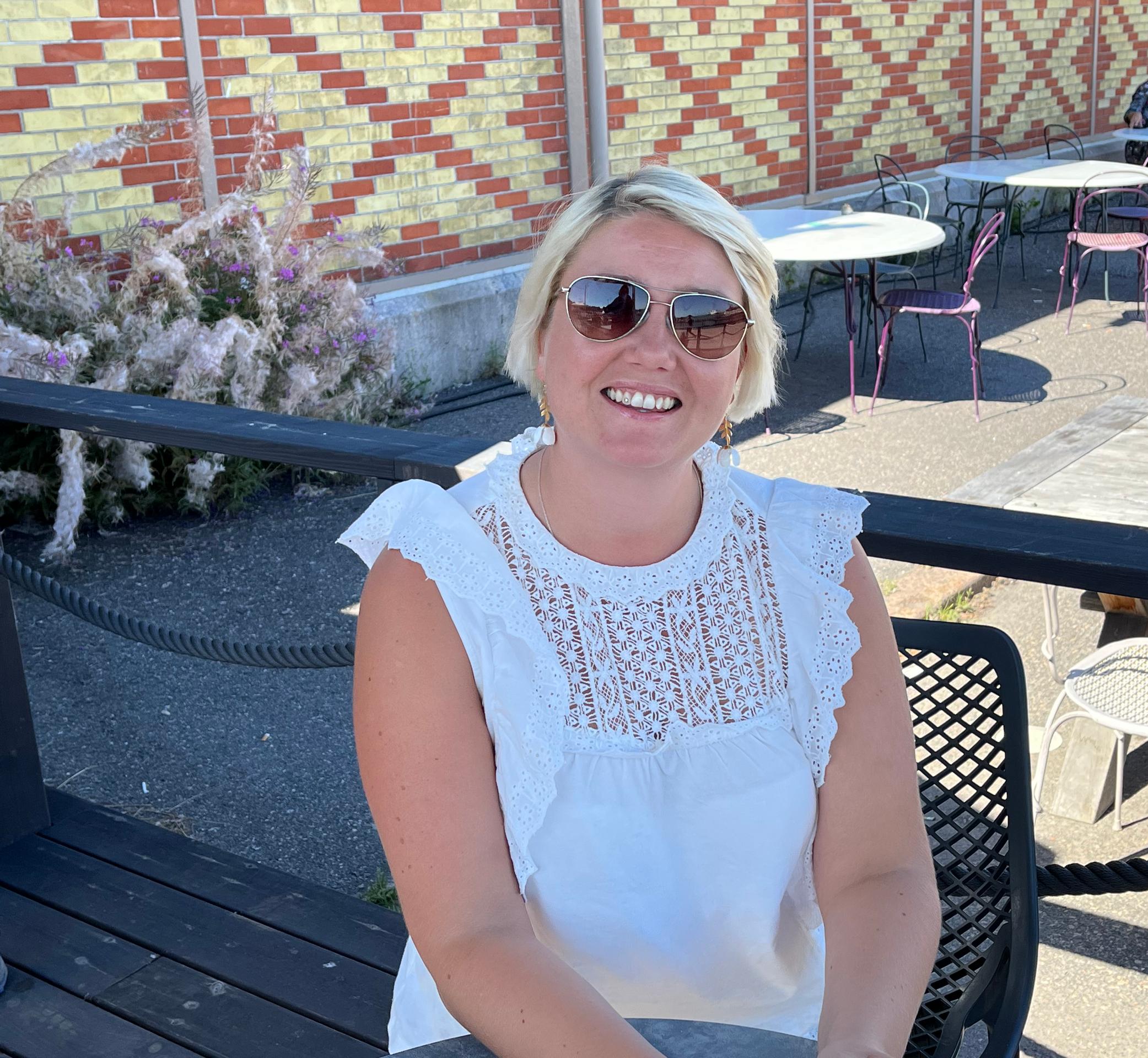 Laura Salonen, juustokauppias, Juustoansa, Helsingin kauppahalli