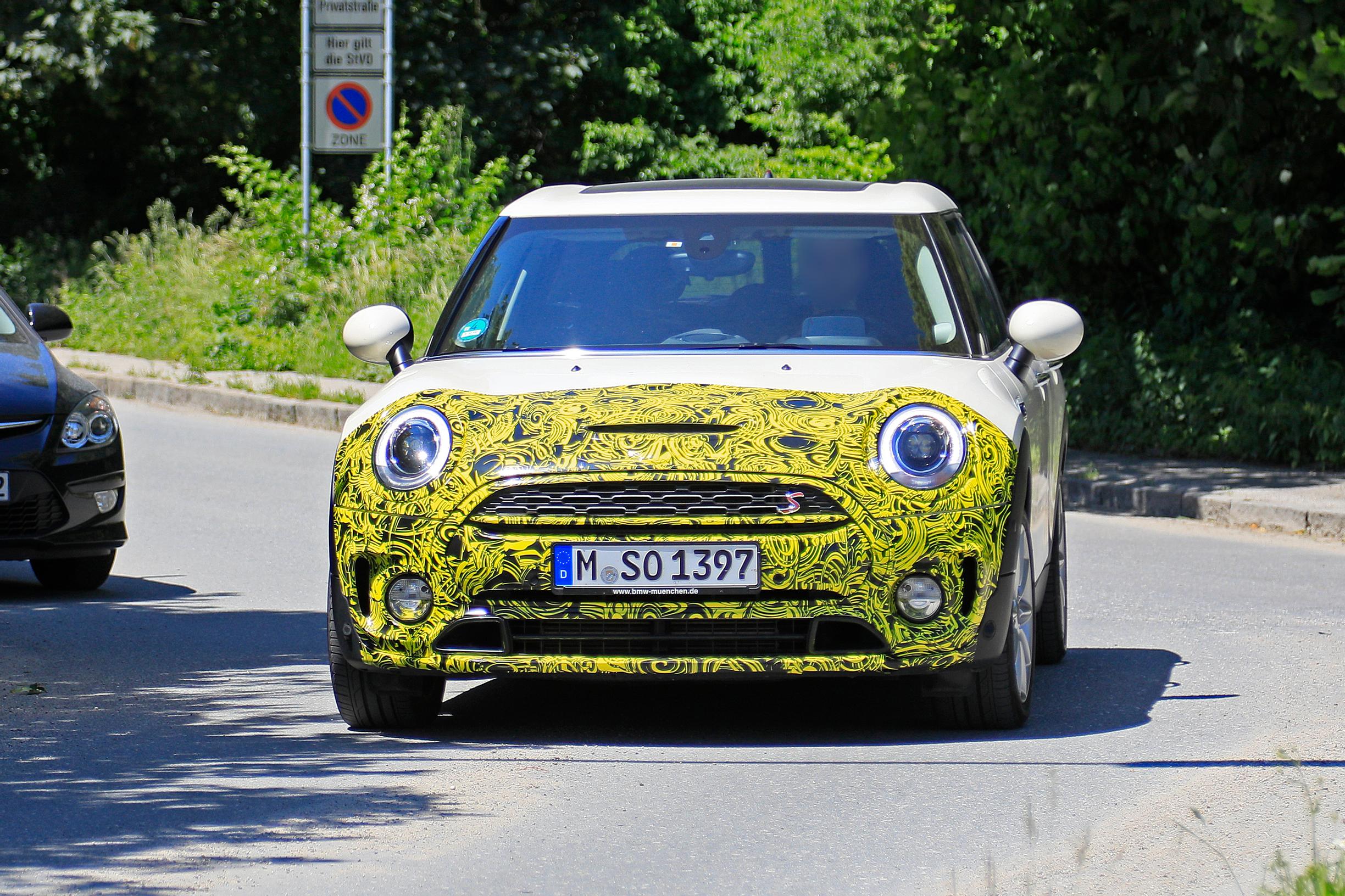 Salakuvissa Mini Clubman