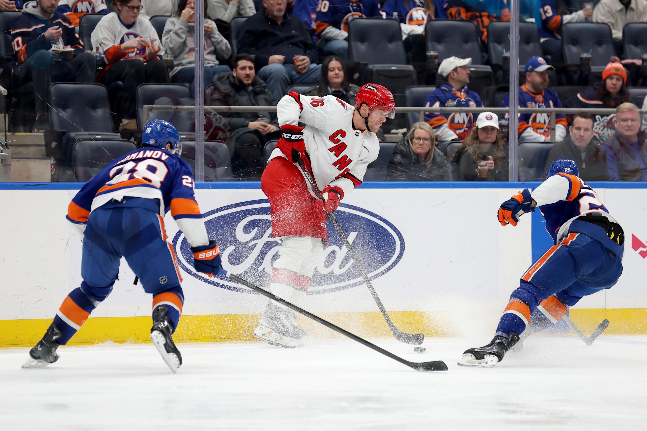 Petteri Sihvonen avaa miksi Mikko Rantasen NHL-ura on nyt vedenjakajalla – "Ero on kuin yöllä ja päivällä"
