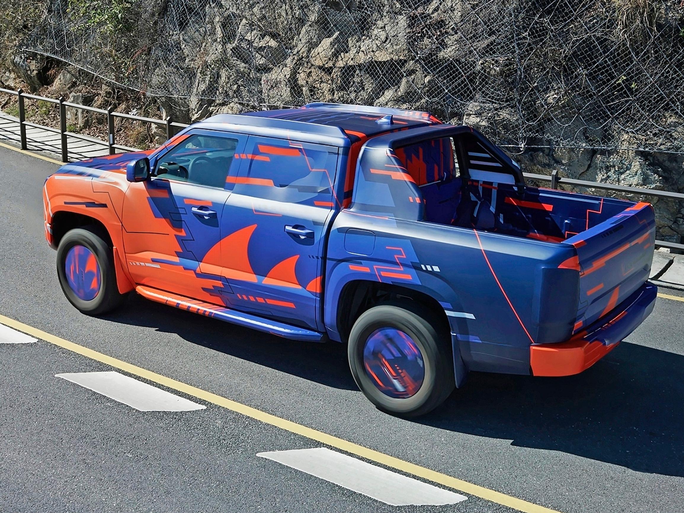 Uusi Kia EV9 ja BYD:n avolava-auto: Sähköistä voimaa markkinoille