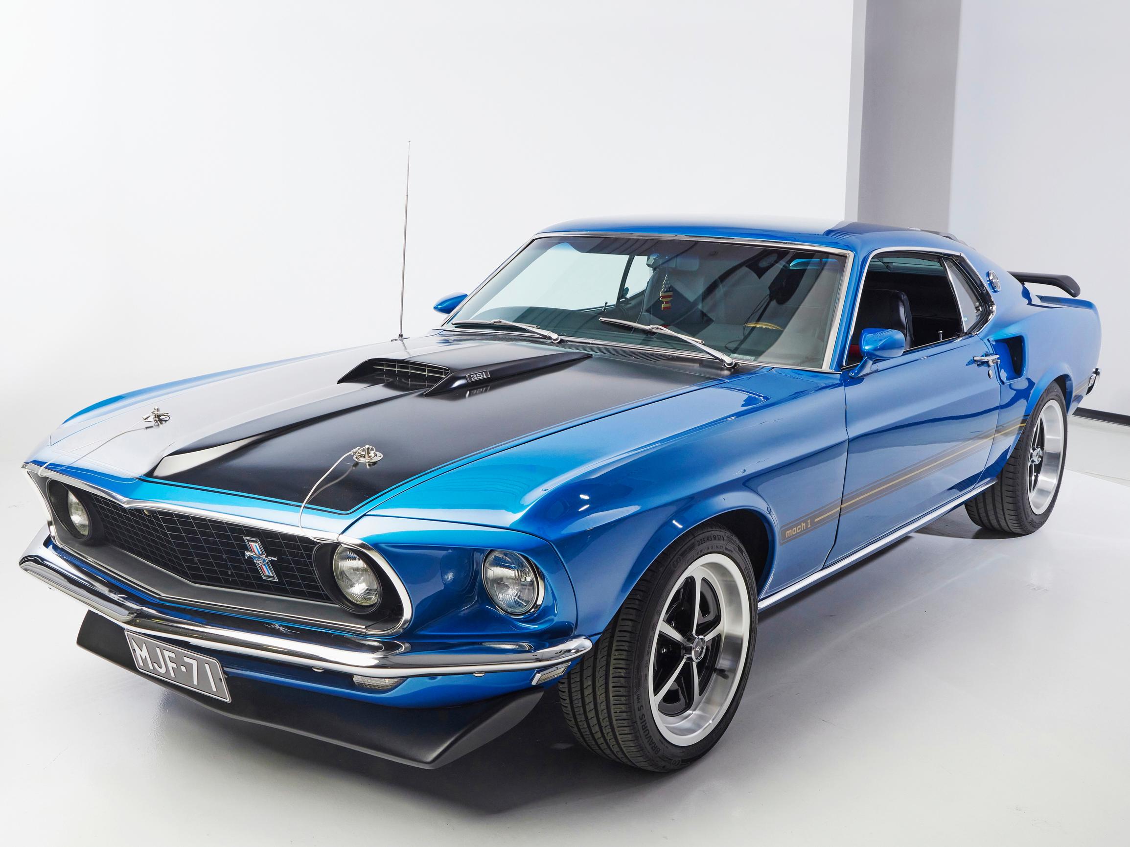 Ford Mustang Fastback Mach 1 vm. 1969 rakennettiin täysin uudelleen tyhjään koriin – Näin syntyi 5,8 litran V8:lla varustettu erikoismalli, jossa riittää potkua