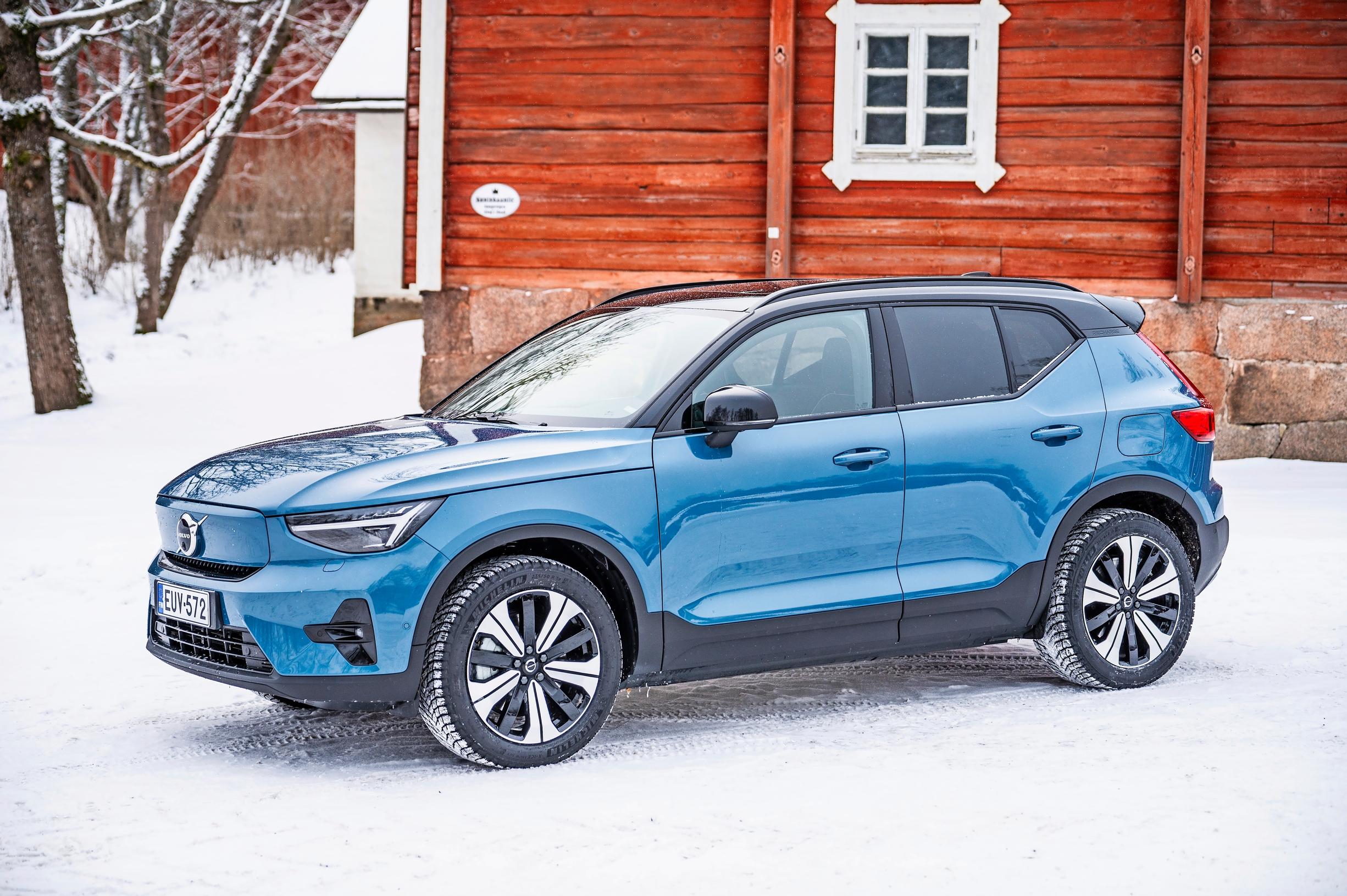 Volvo XC 40 Recharge: Kokemuksia takatuupparista | Koeajo