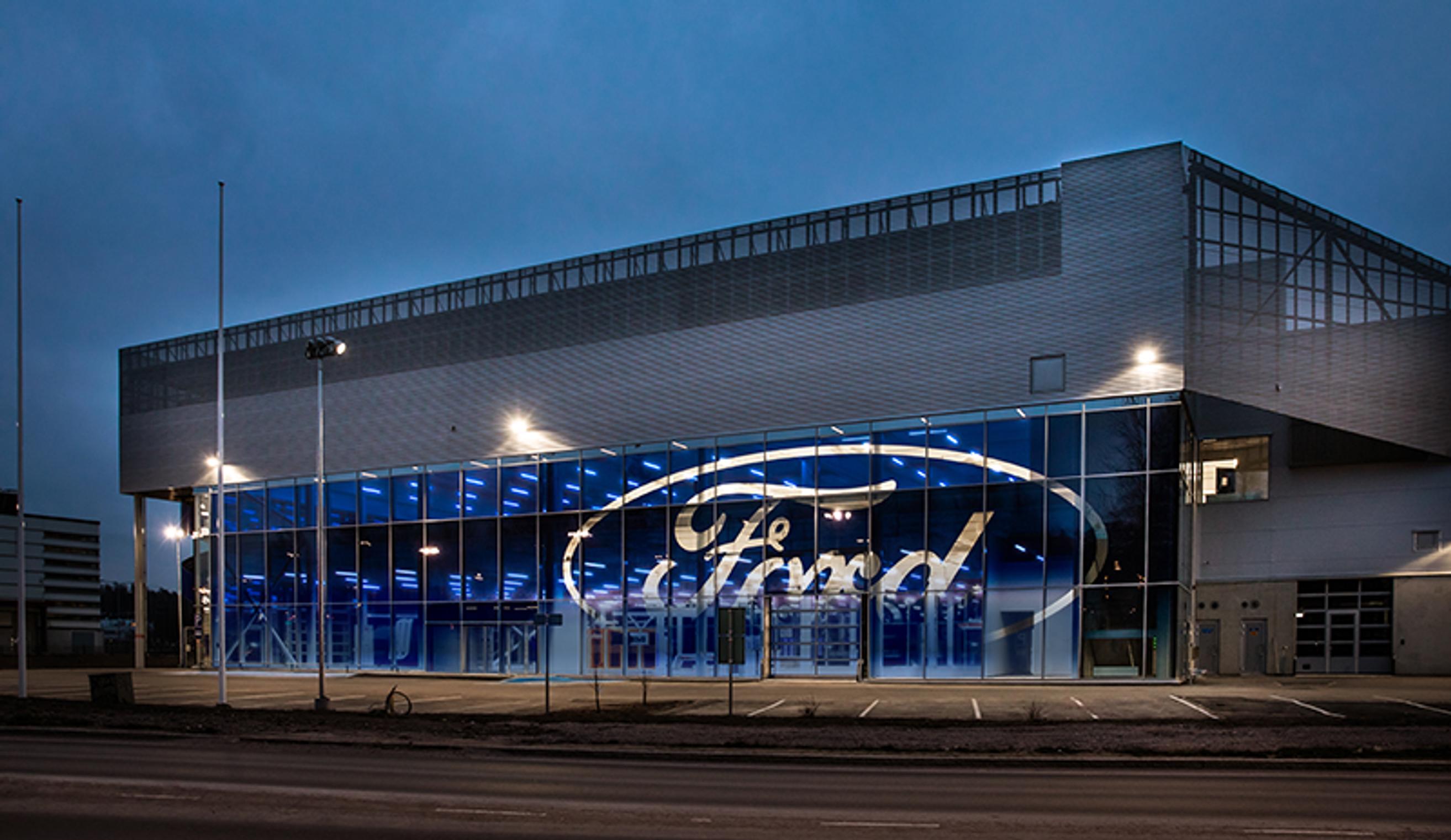 Laakkosen uusi FordStore hyödyntää aurinkoenergiaa ja maalämpöä