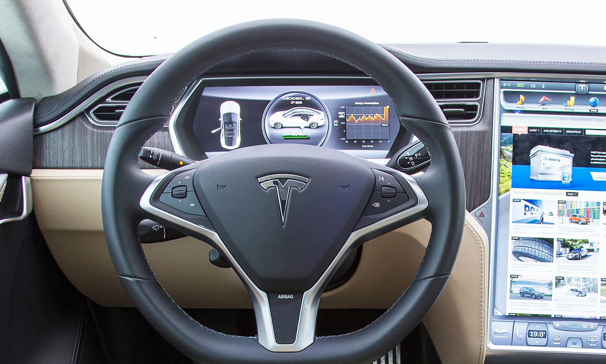 Elon Musk paljastaa – Teslaa yritettiin myydä Applelle vain kymmenesosan hinnalla Teslan nykyarvosta