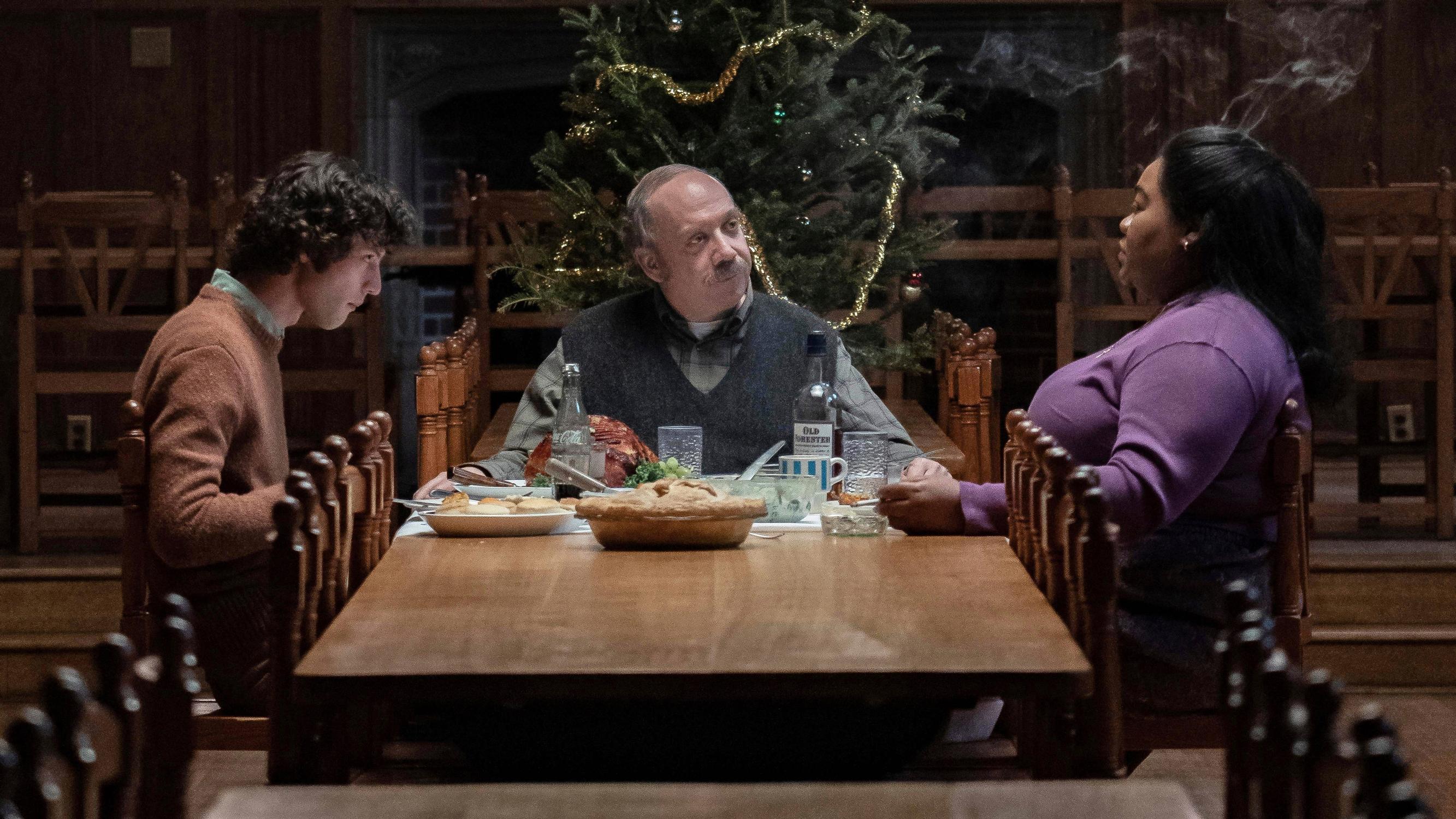 Vaikka Oscar jäi Paul Giamattilla saamatta, supertähden huima menestys jatkuu: ”Etsinköhän alkoholismiin taipuvaisia rooleja tiedostamatta?”