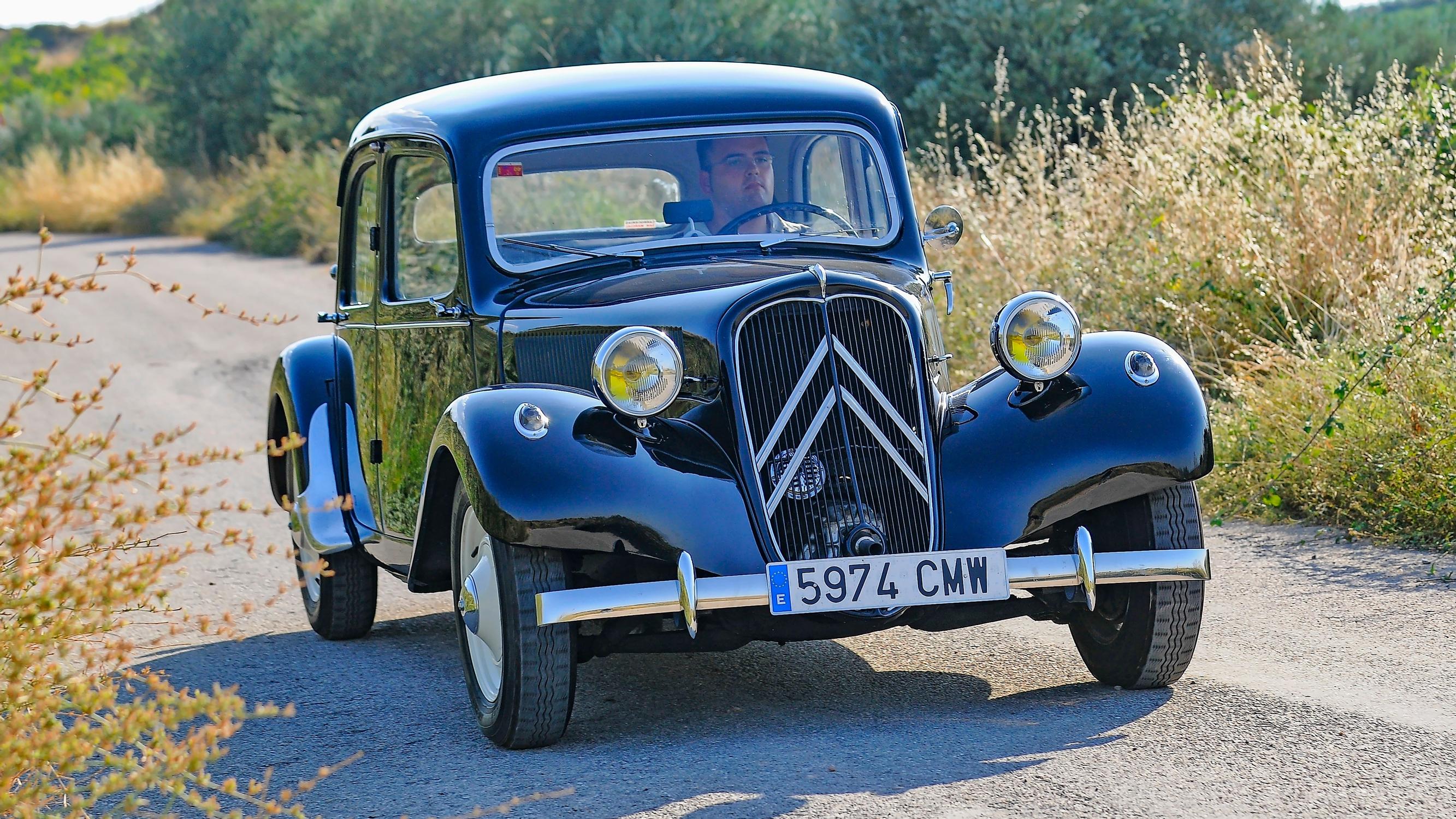 Ranskalaista tyyliä x 10 – Muistatko nämä Gallian legendaariset automallit? Katso kuvat